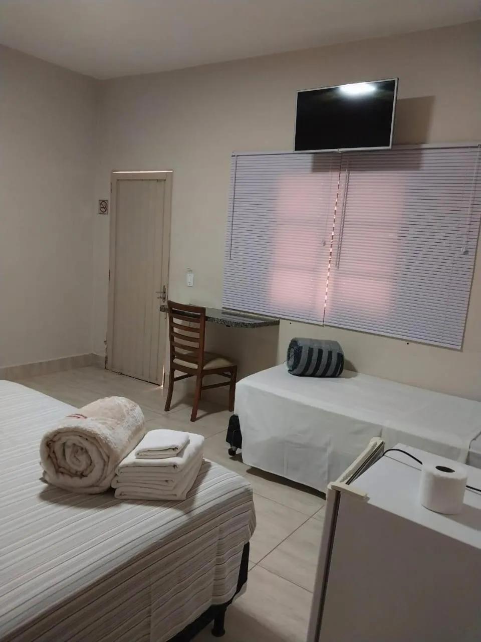 Bed in Leme Plaza Hotel