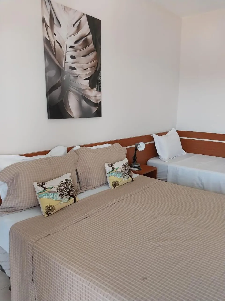 Bed in Leme Plaza Hotel