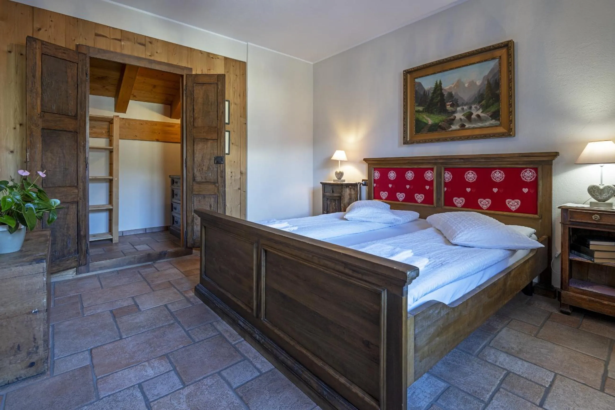 Bedroom, Bed in Au Petit Chevrot