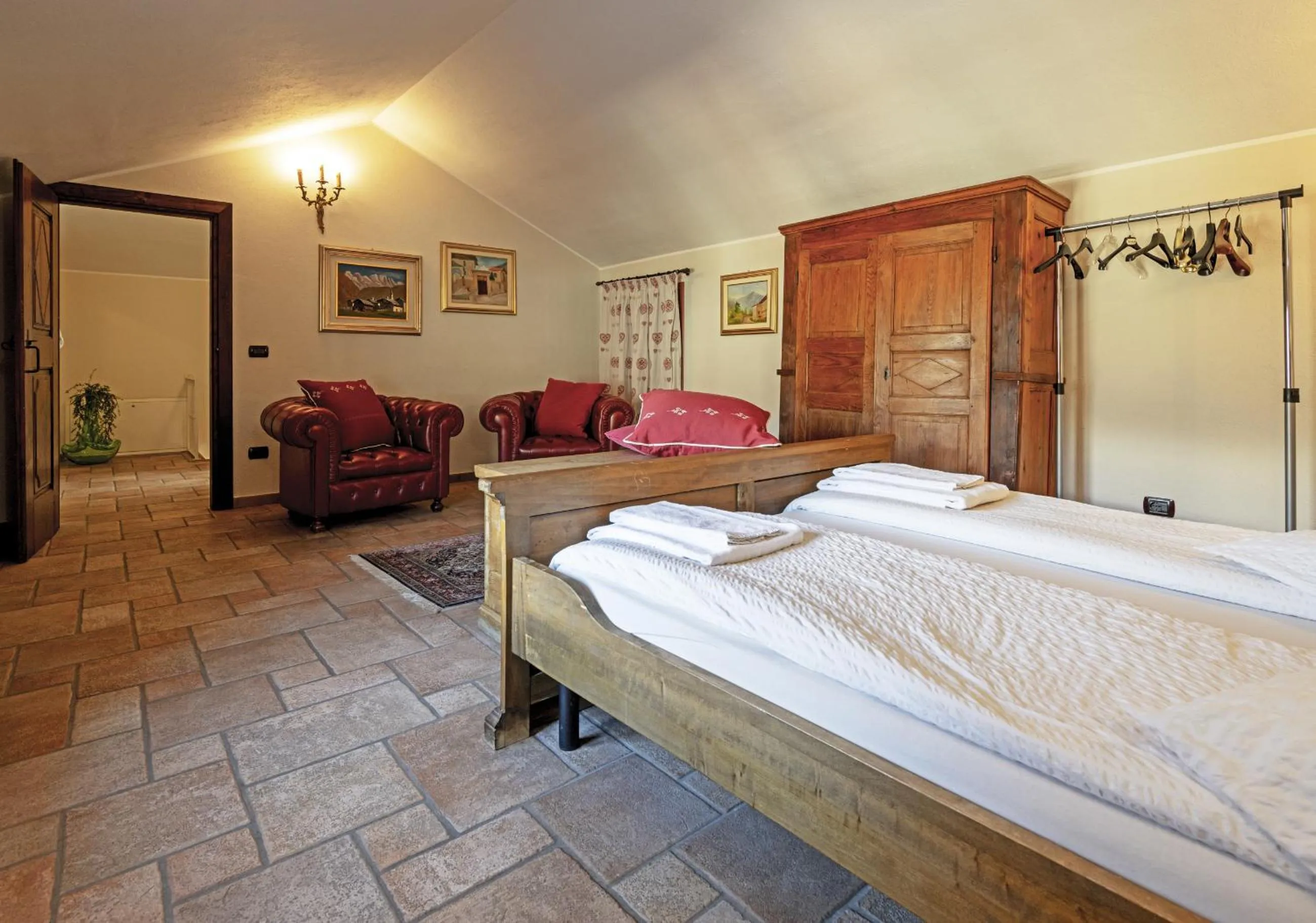 Bedroom, Bed in Au Petit Chevrot