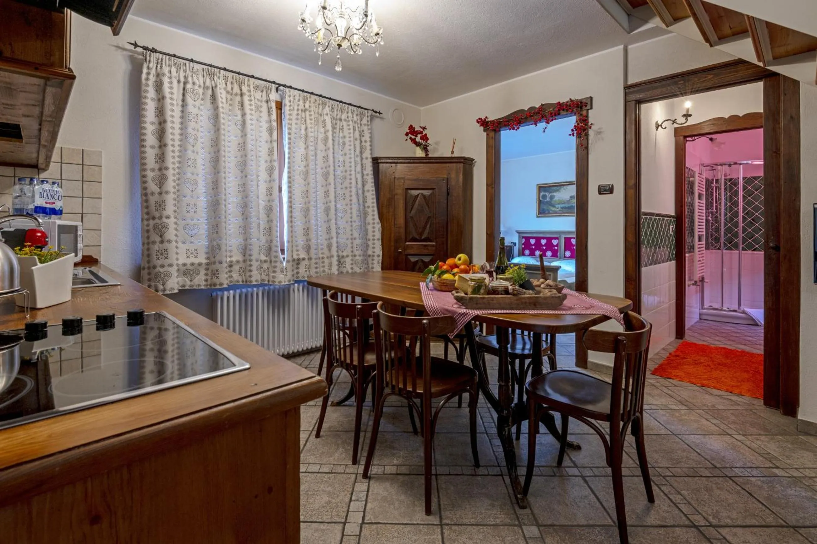 Area and facilities in Au Petit Chevrot