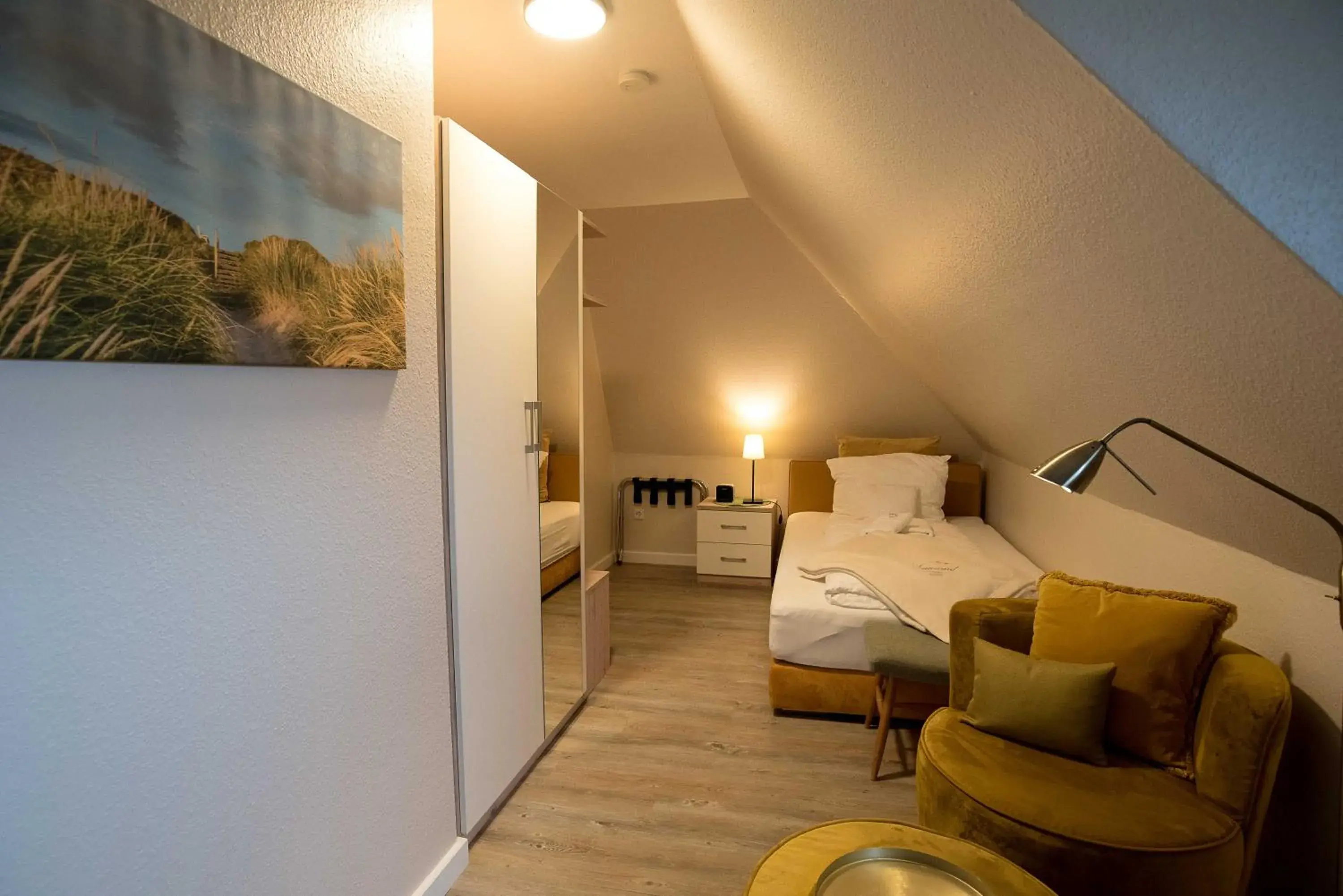 Single Room with Shower - single occupancy in Pension Luuward 3 Sterne superior Hotel Single Room with Shower - single occupancy in Pension Luuward 3 Sterne superior Hotel