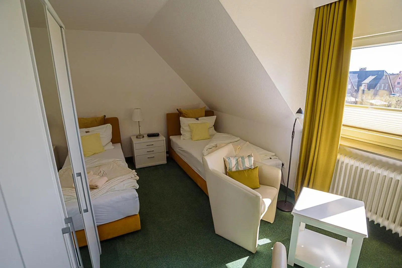 Bed in Pension Luuward 3 Sterne superior Hotel