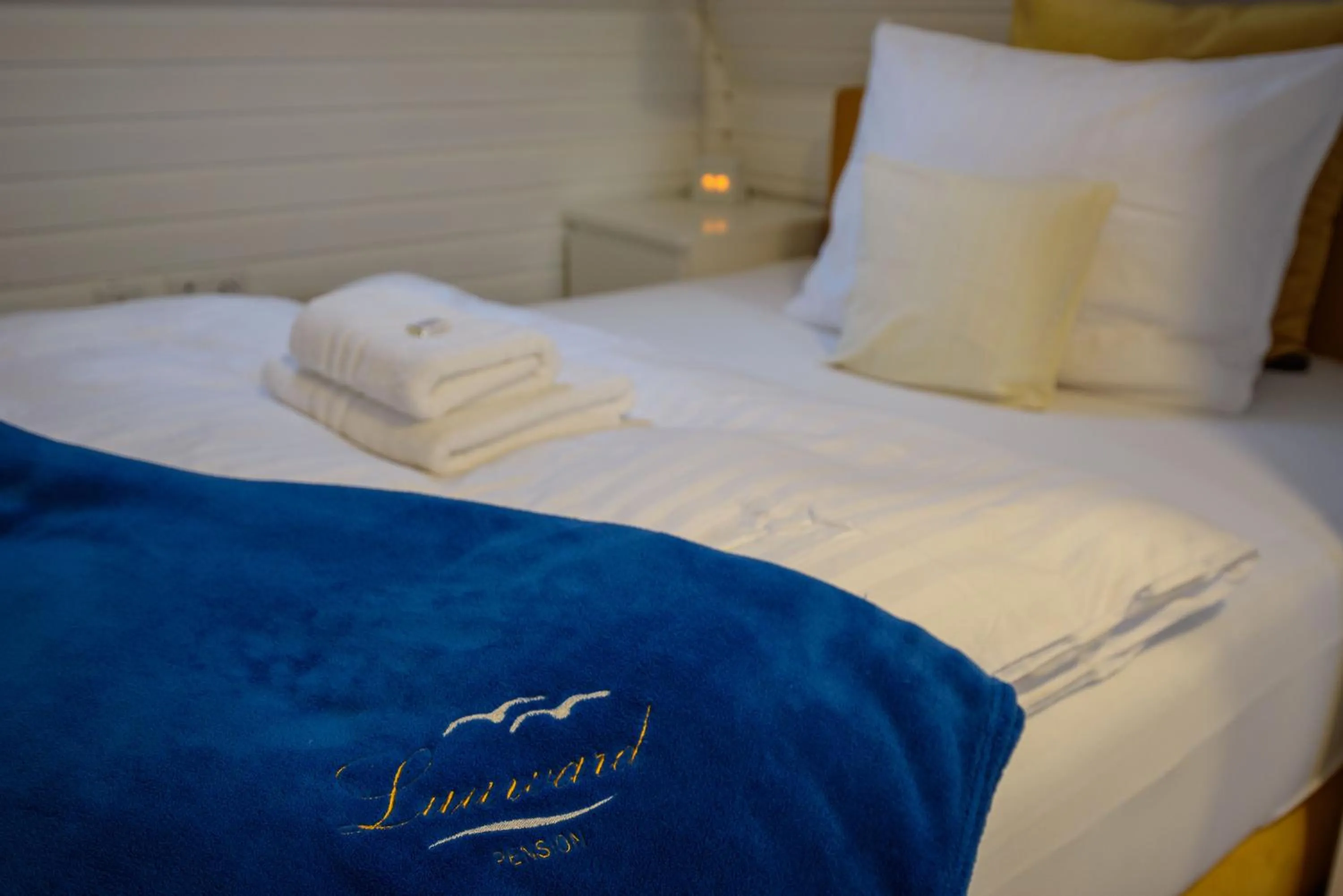 Bed in Pension Luuward 3 Sterne superior Hotel