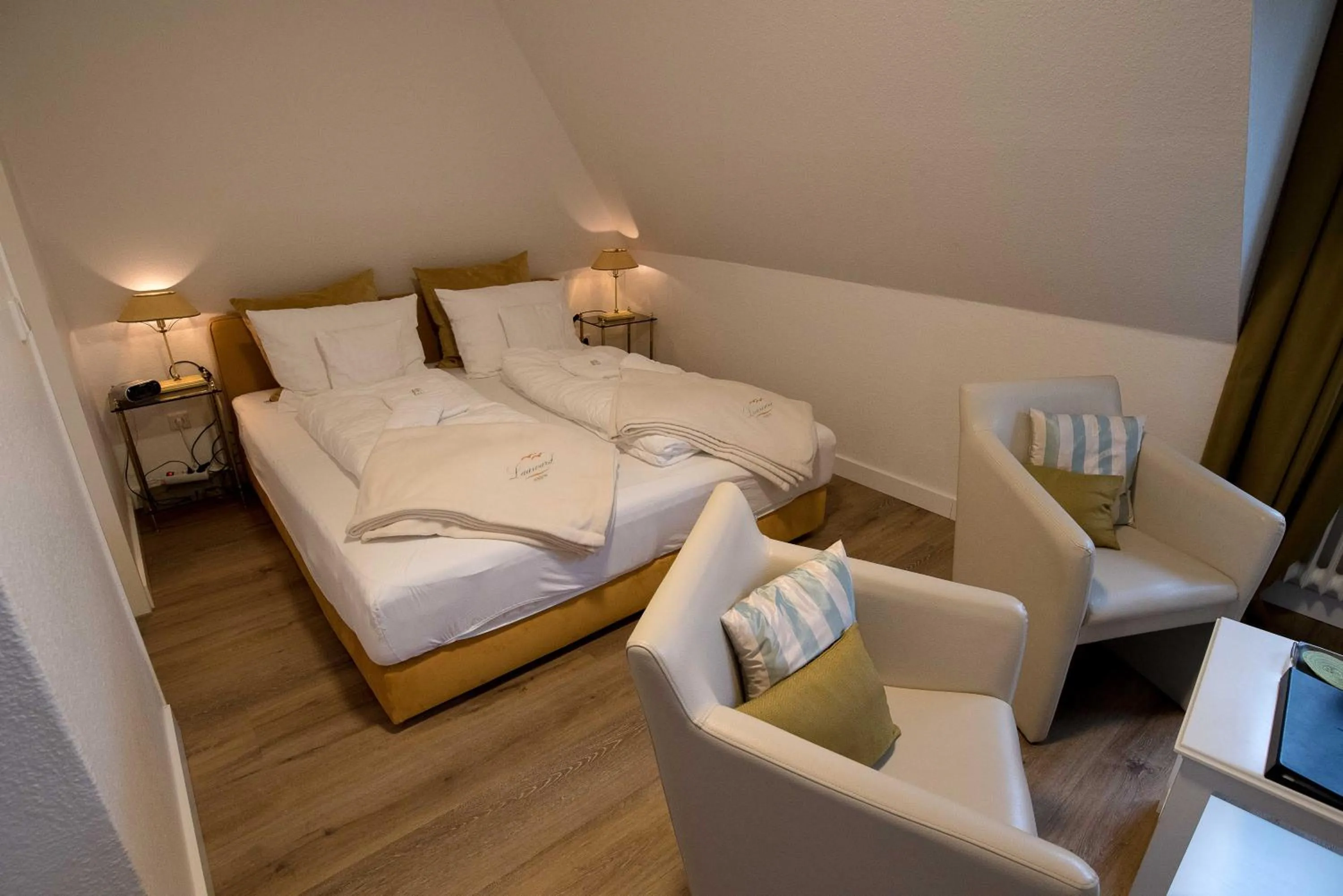 Bed in Pension Luuward 3 Sterne superior Hotel