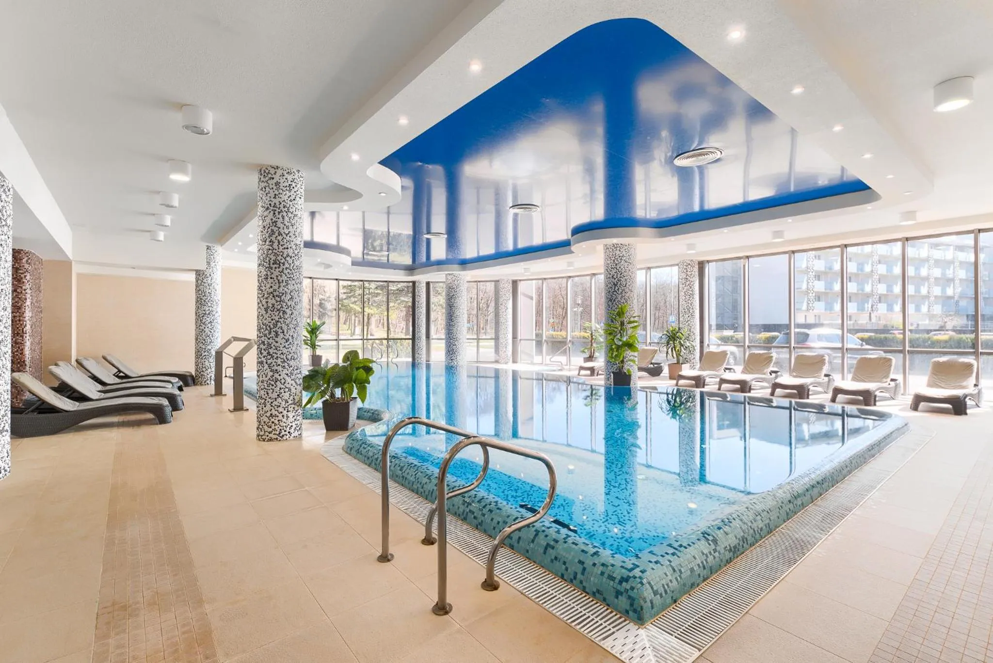 Swimming pool in Hotel Leda Spa - Adults Only