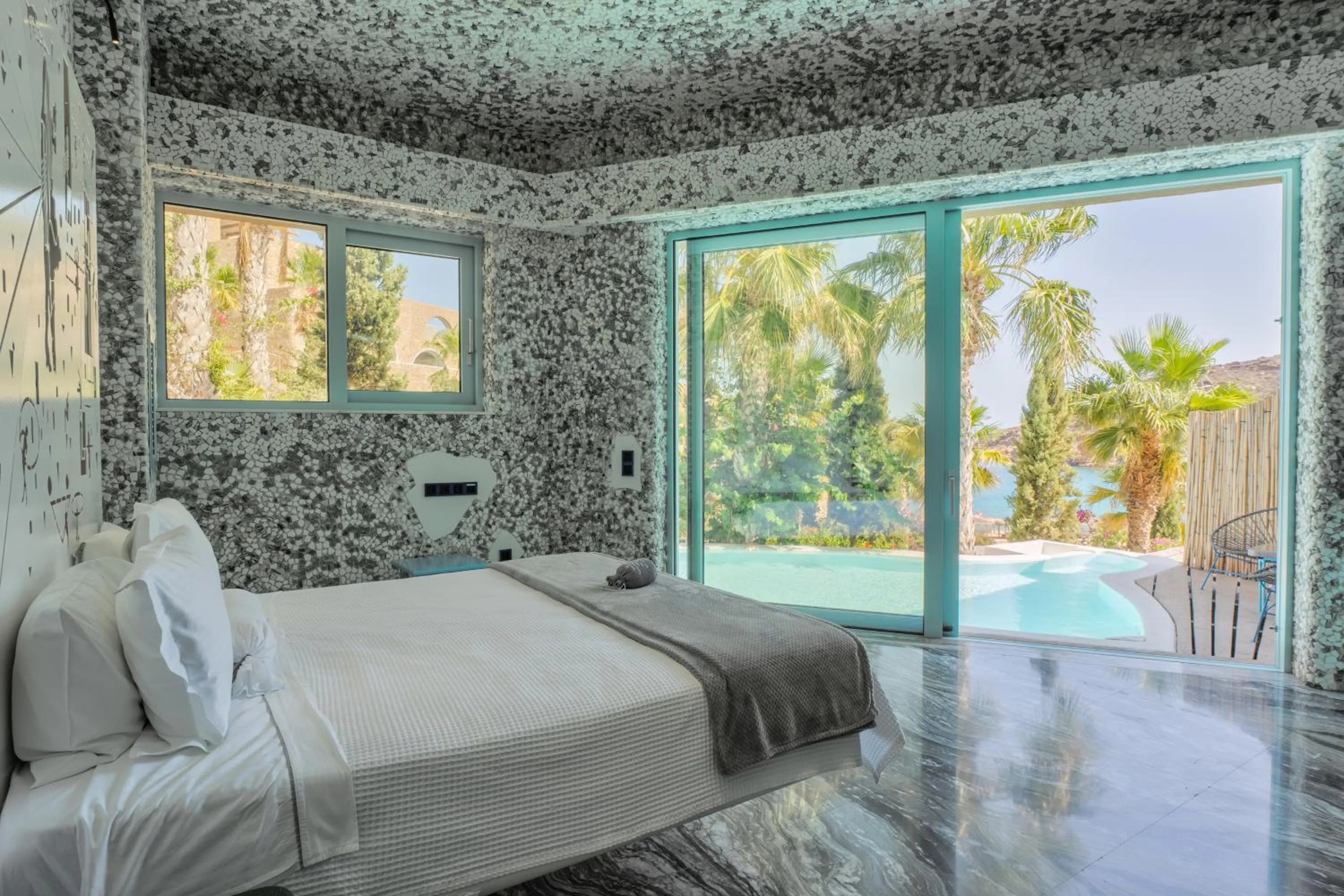 Bedroom, Bed in Calilo