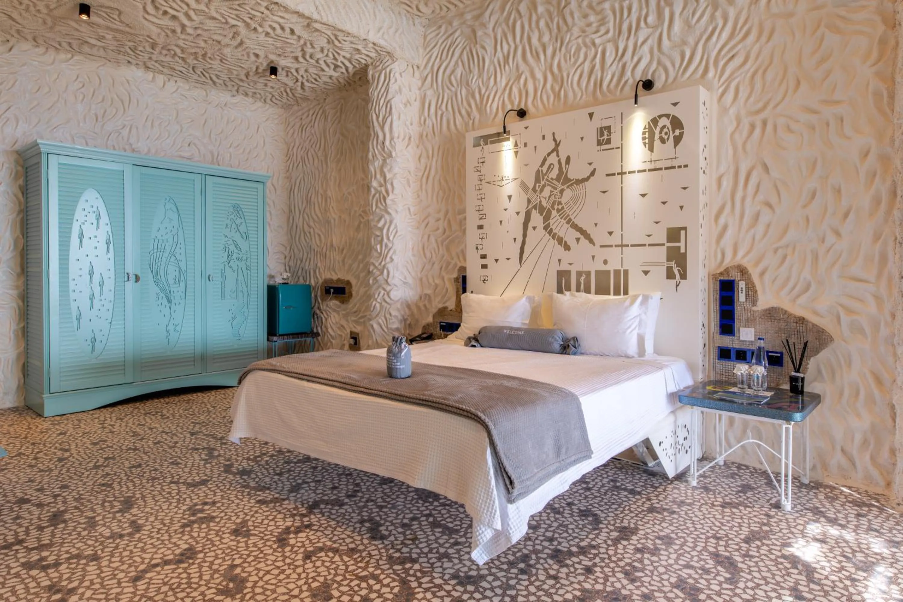 Bedroom, Bed in Calilo