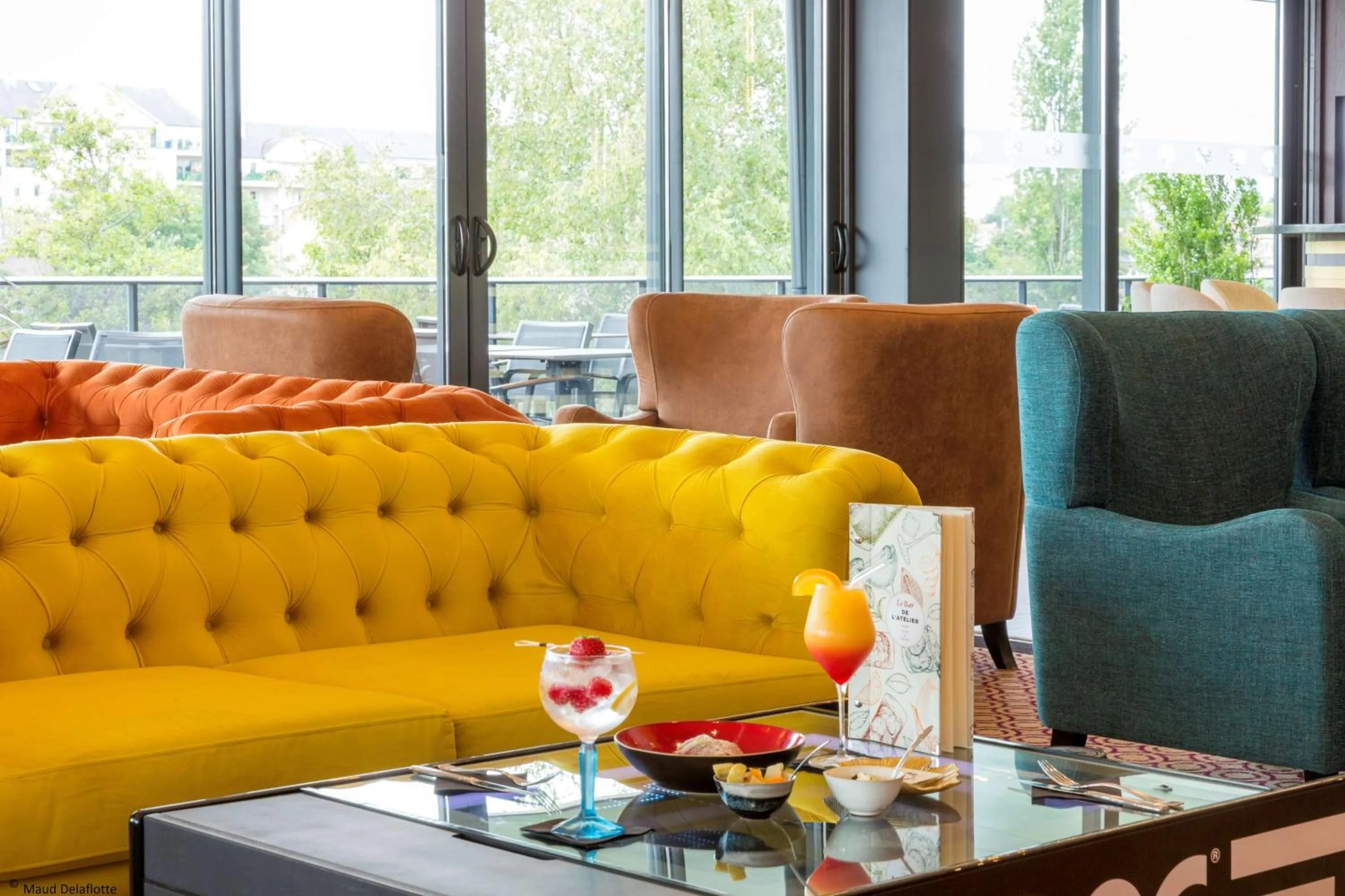 Lounge or bar in Aiden by Best Western T'aim Hotel & SPA