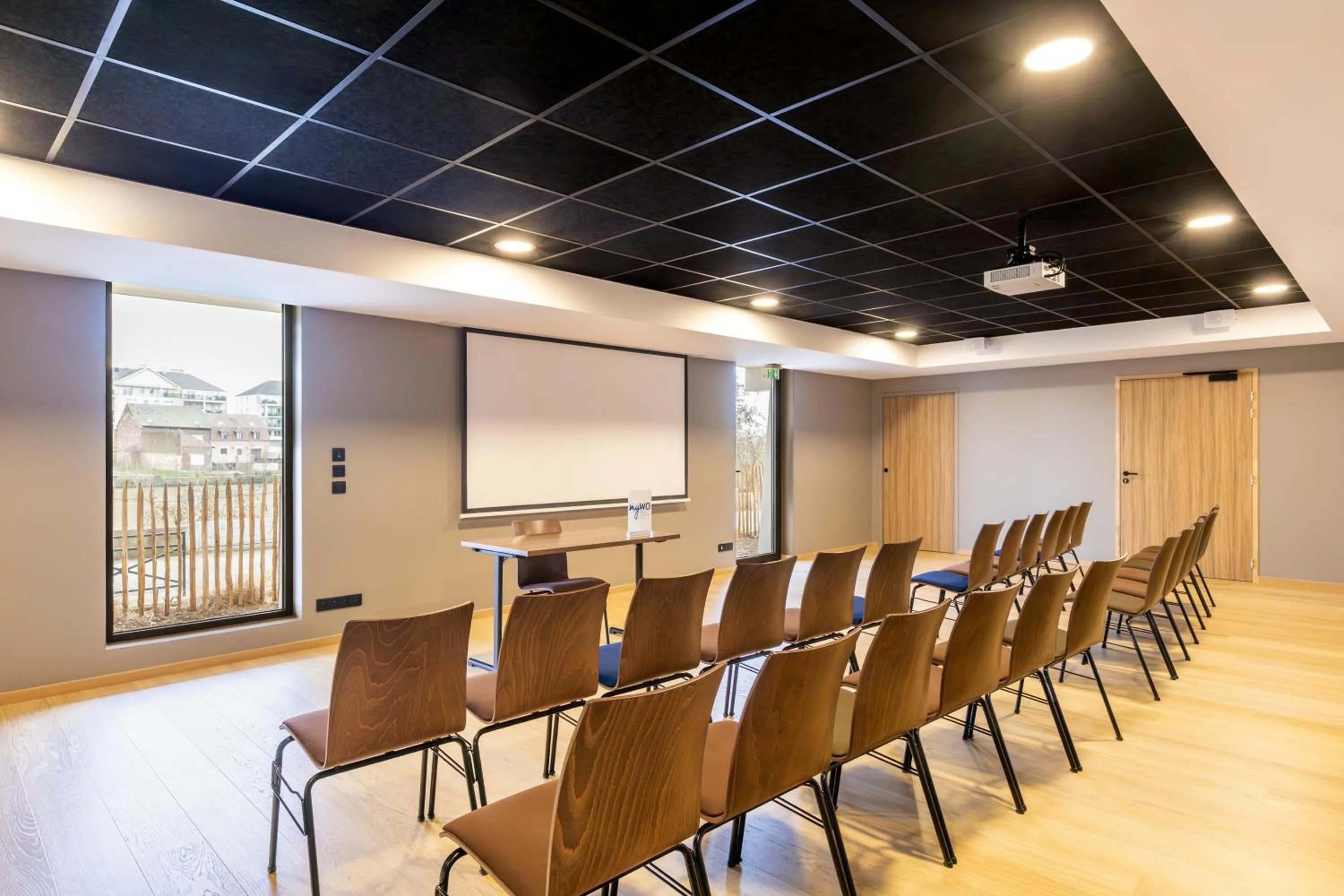 Meeting/conference room in Aiden by Best Western T'aim Hotel & SPA