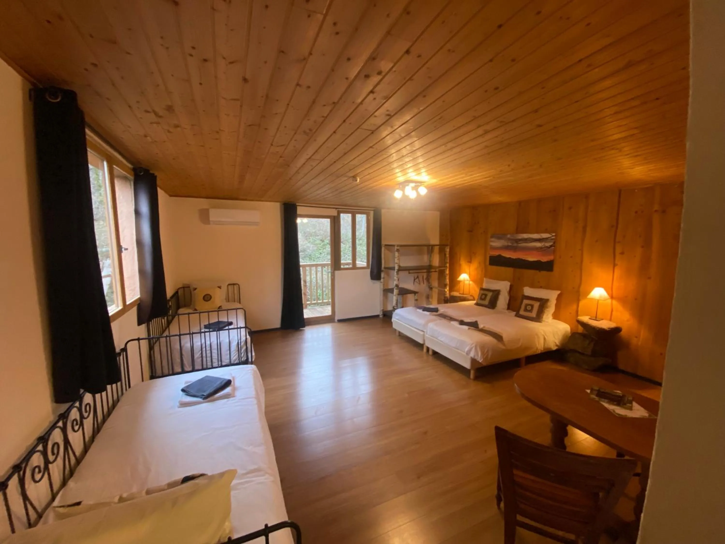 Bed in Pyrenées Emotions, Eco-responsables, Nature, Sports Aventures