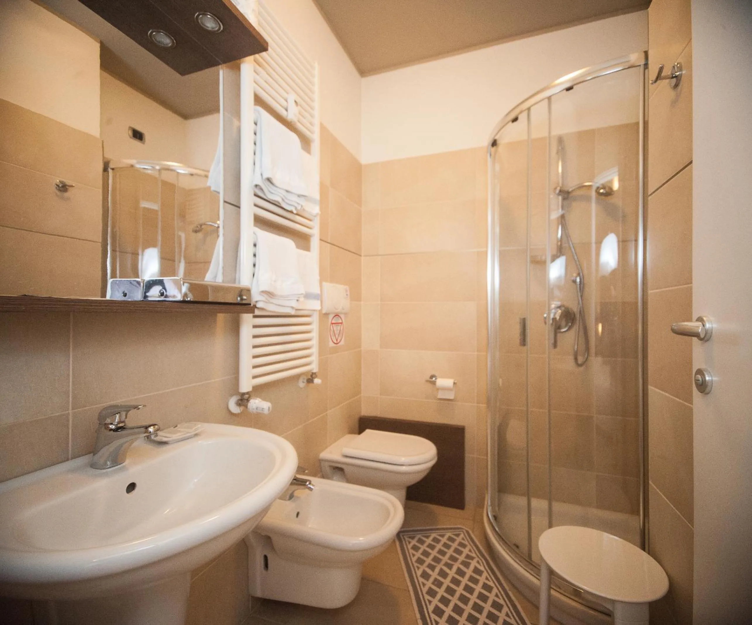 Bathroom in Albergo Sole
