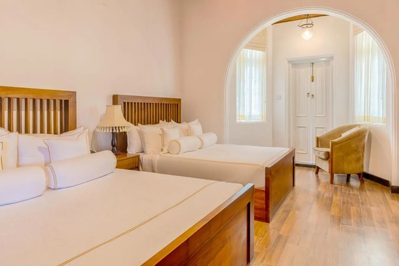 Bed in The Clovelly Bungalow