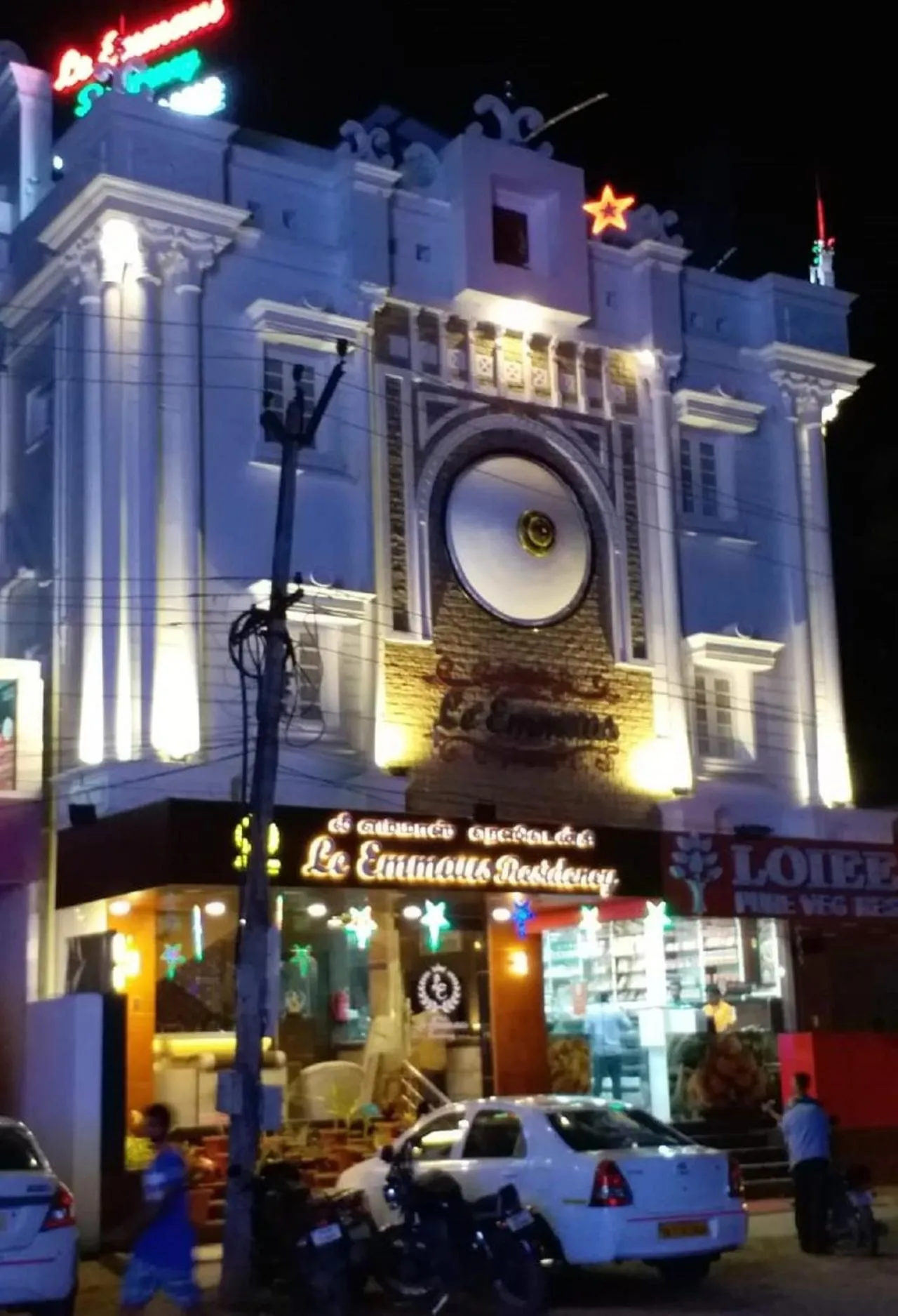 Property building in Le Emerald Residency