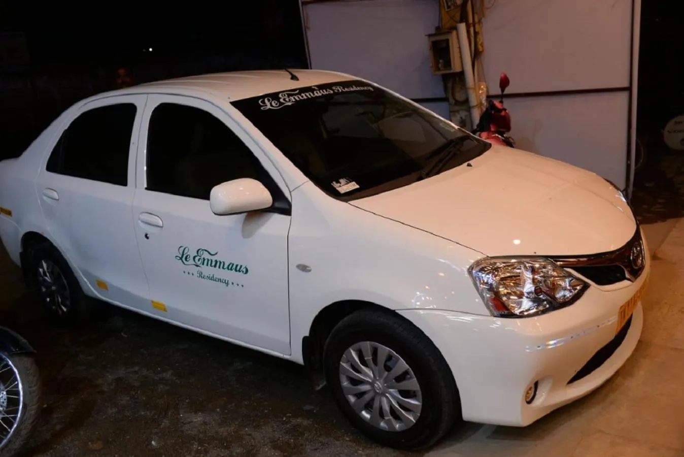 Property building in Le Emerald Residency