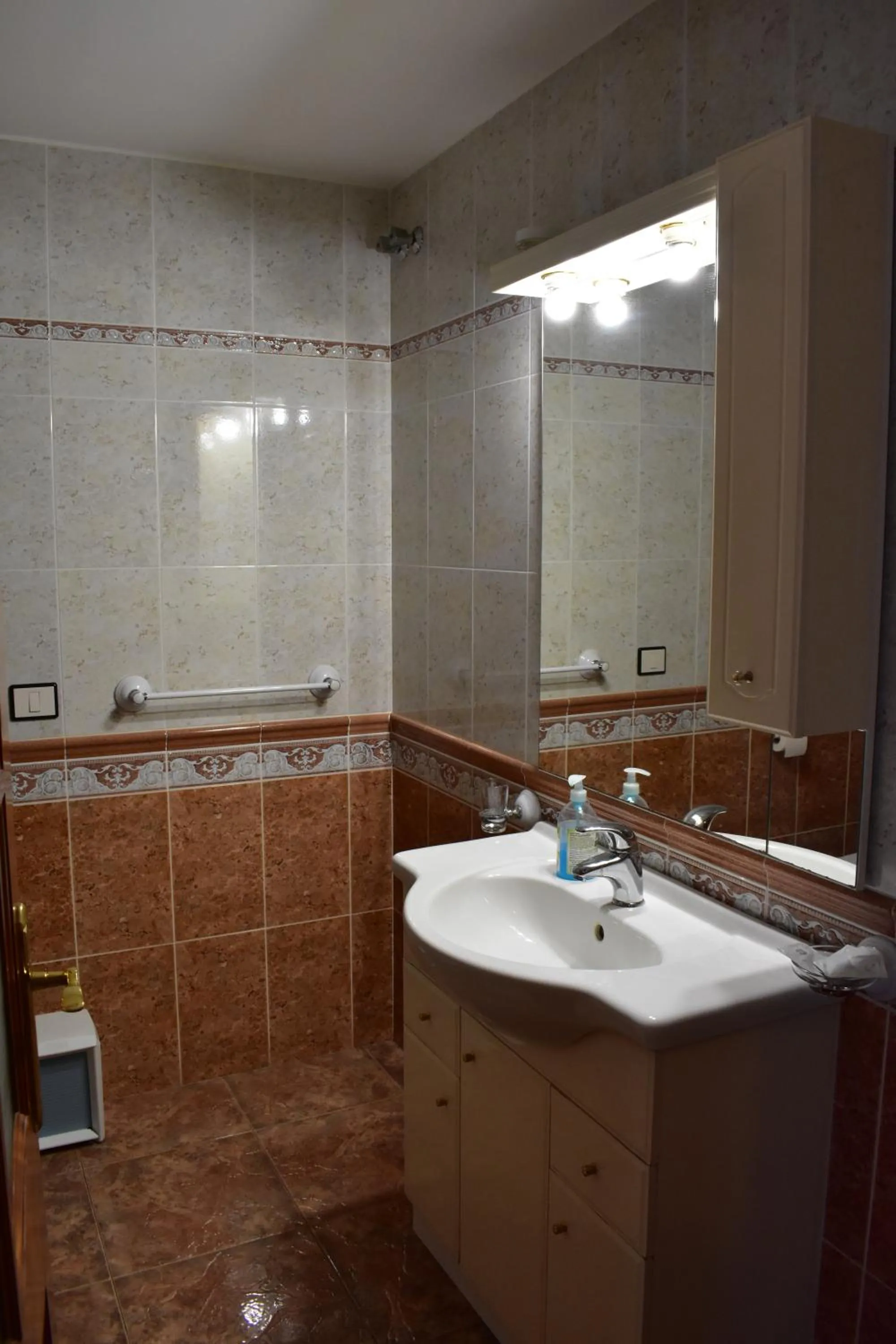 Bathroom in La Fonda Aeropuerto