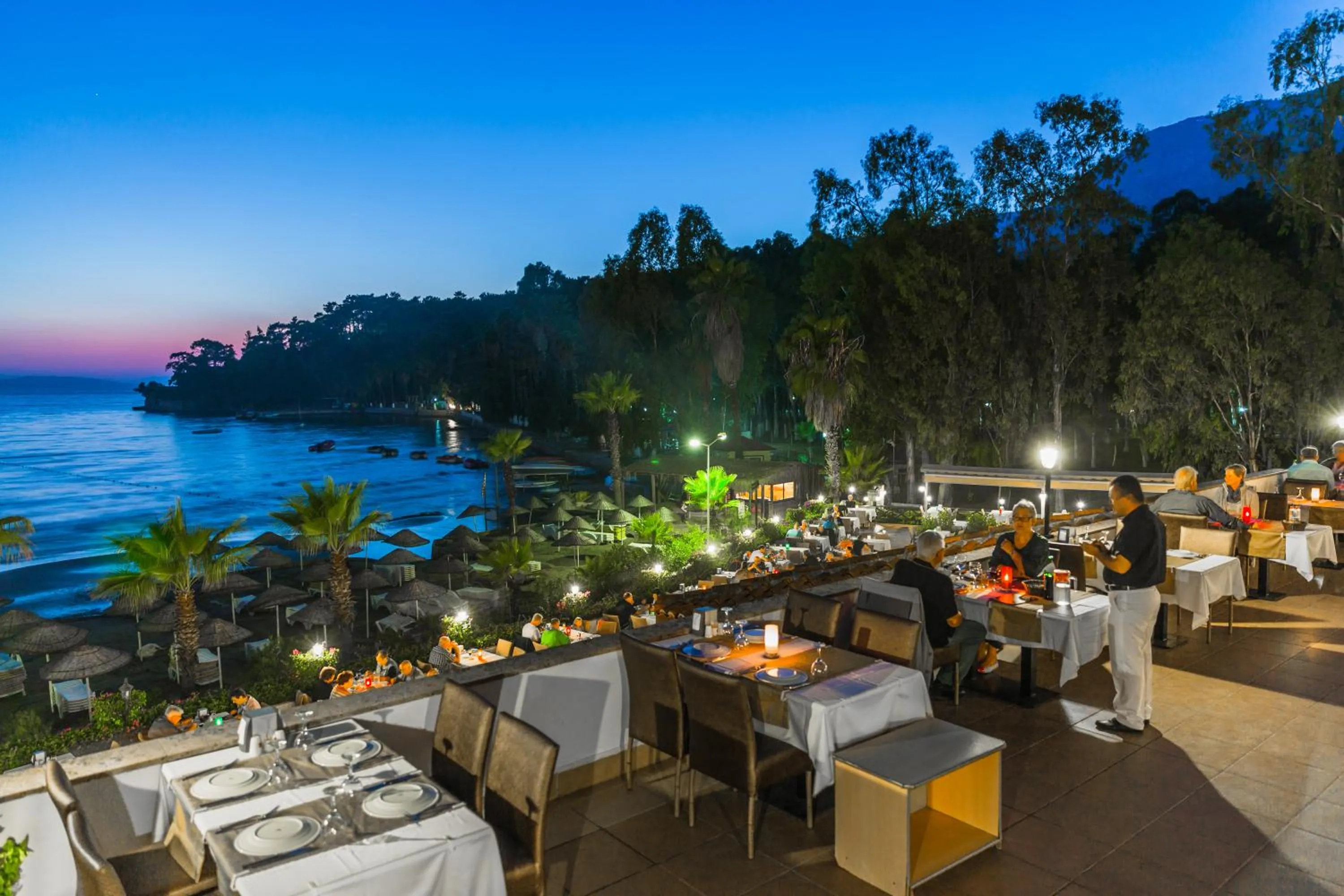 Restaurant/places to eat in Yucelen Hotel