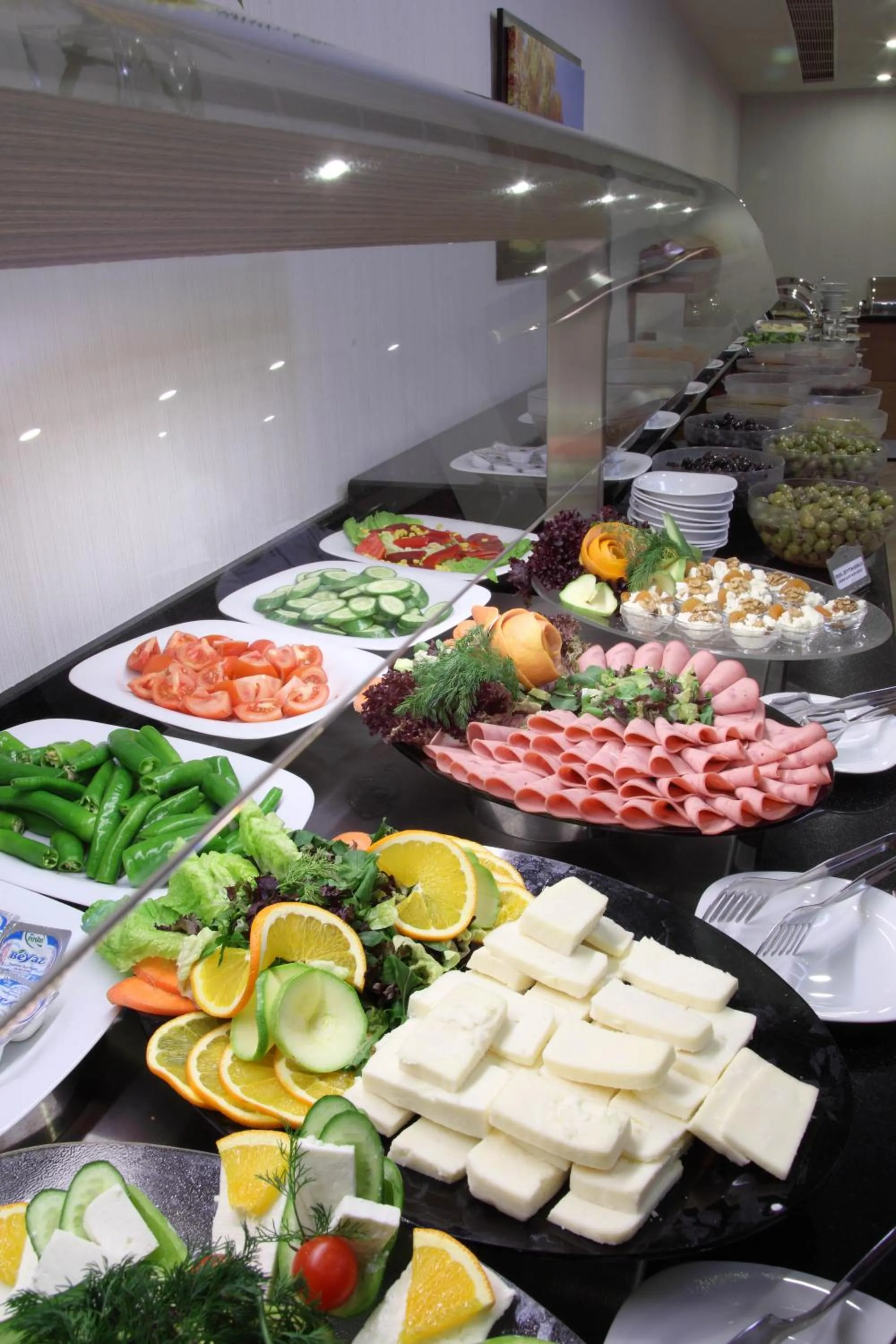 Buffet breakfast in Hotel Senbayrak City