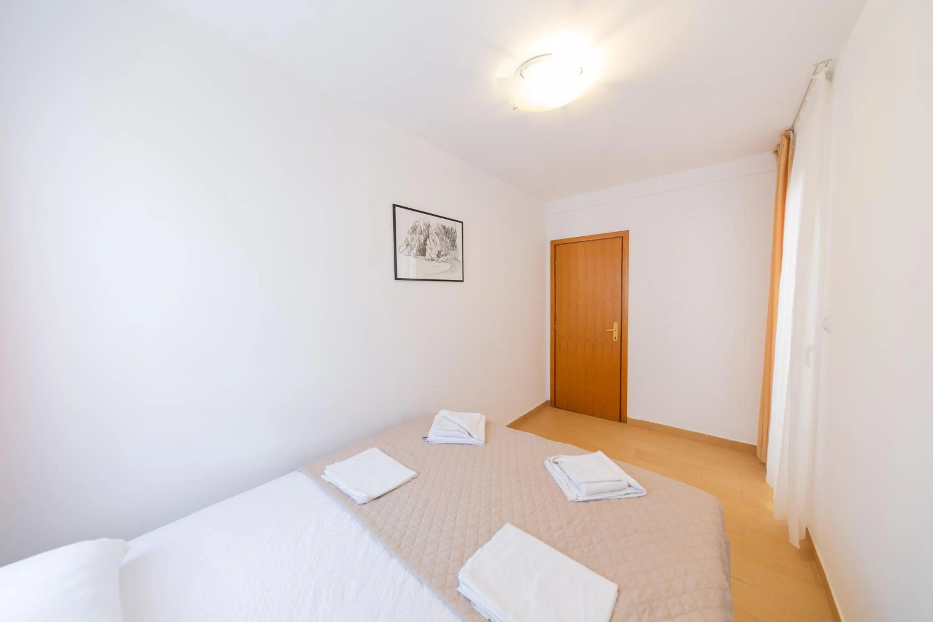 Bedroom, Bed in Azzuro apartments Budva
