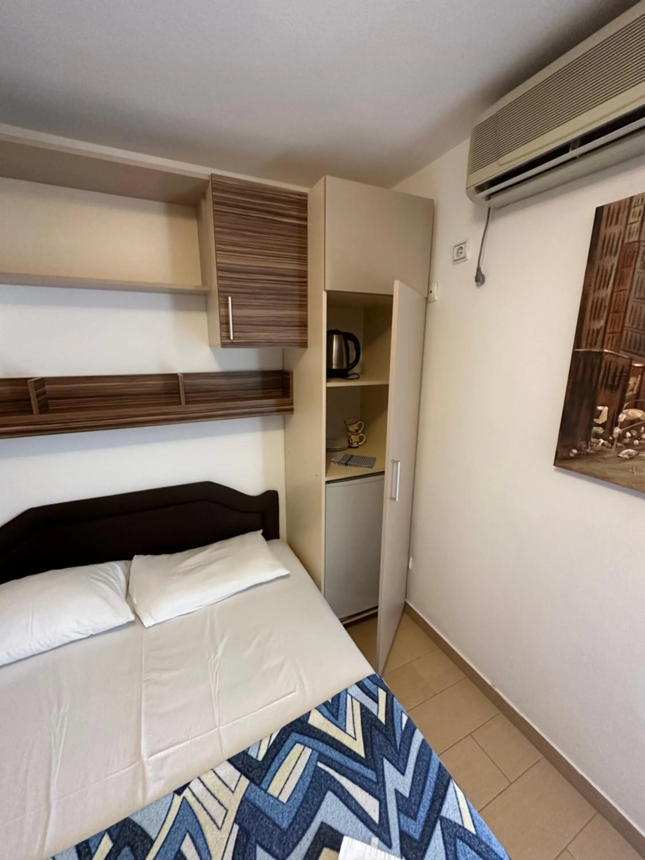 Bedroom, Bed in Azzuro apartments Budva