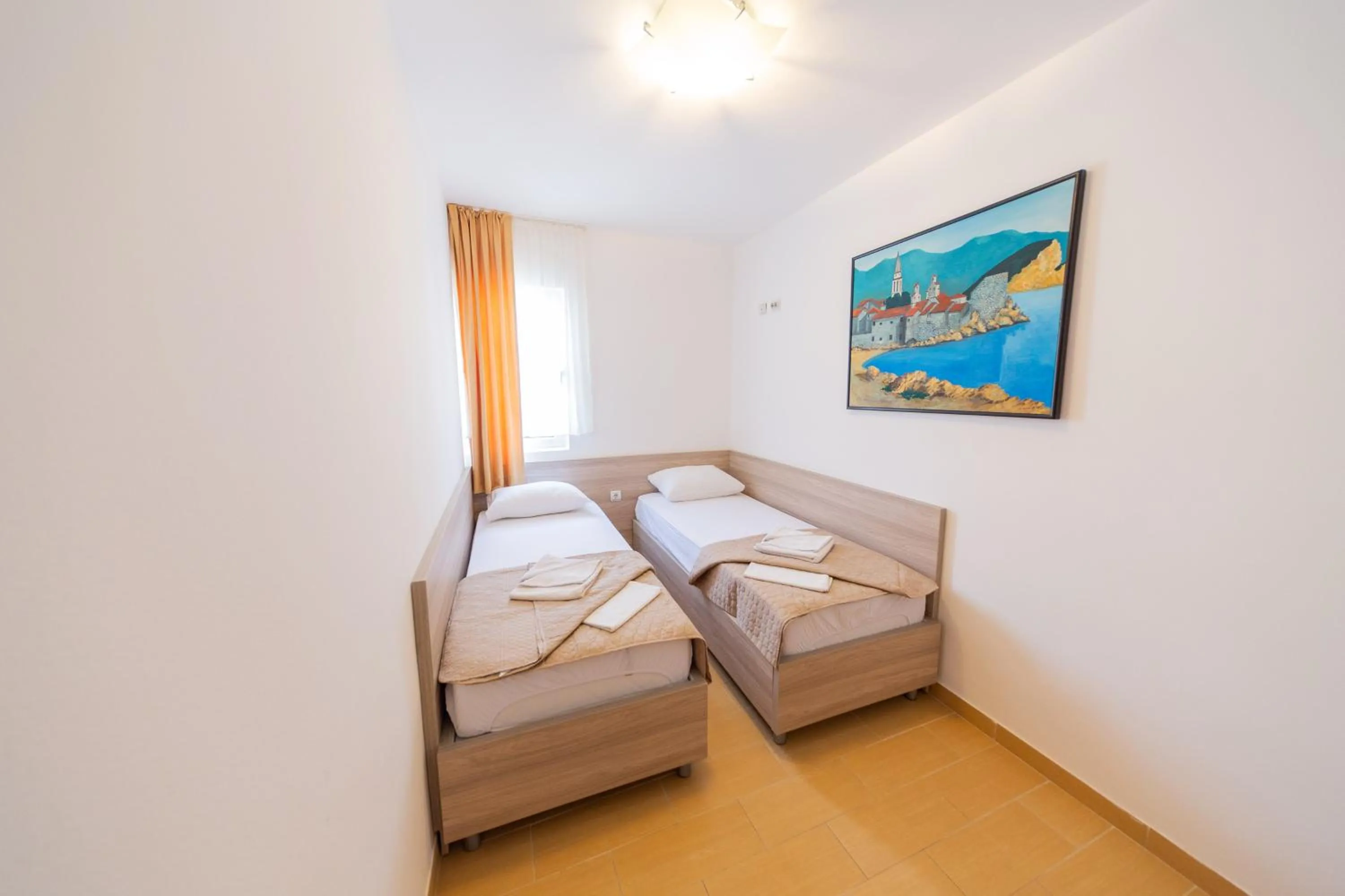 Bed in Azzuro apartments Budva