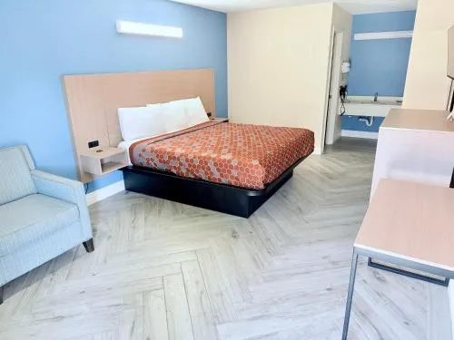 Guest Inn and Suites
