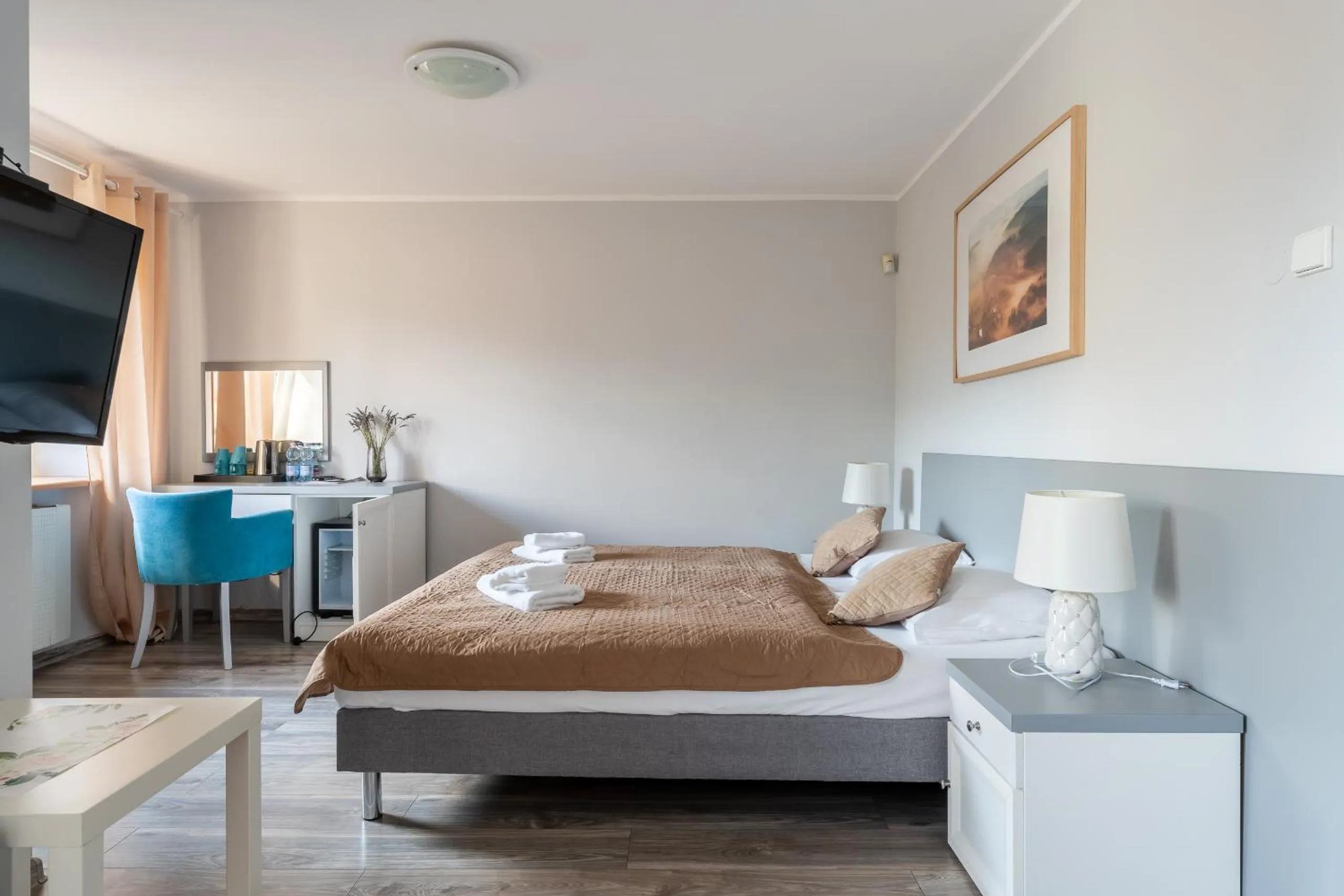 Living room, Bed in Willa Sonata - Apartamenty & Balia - Szklarska Poręba