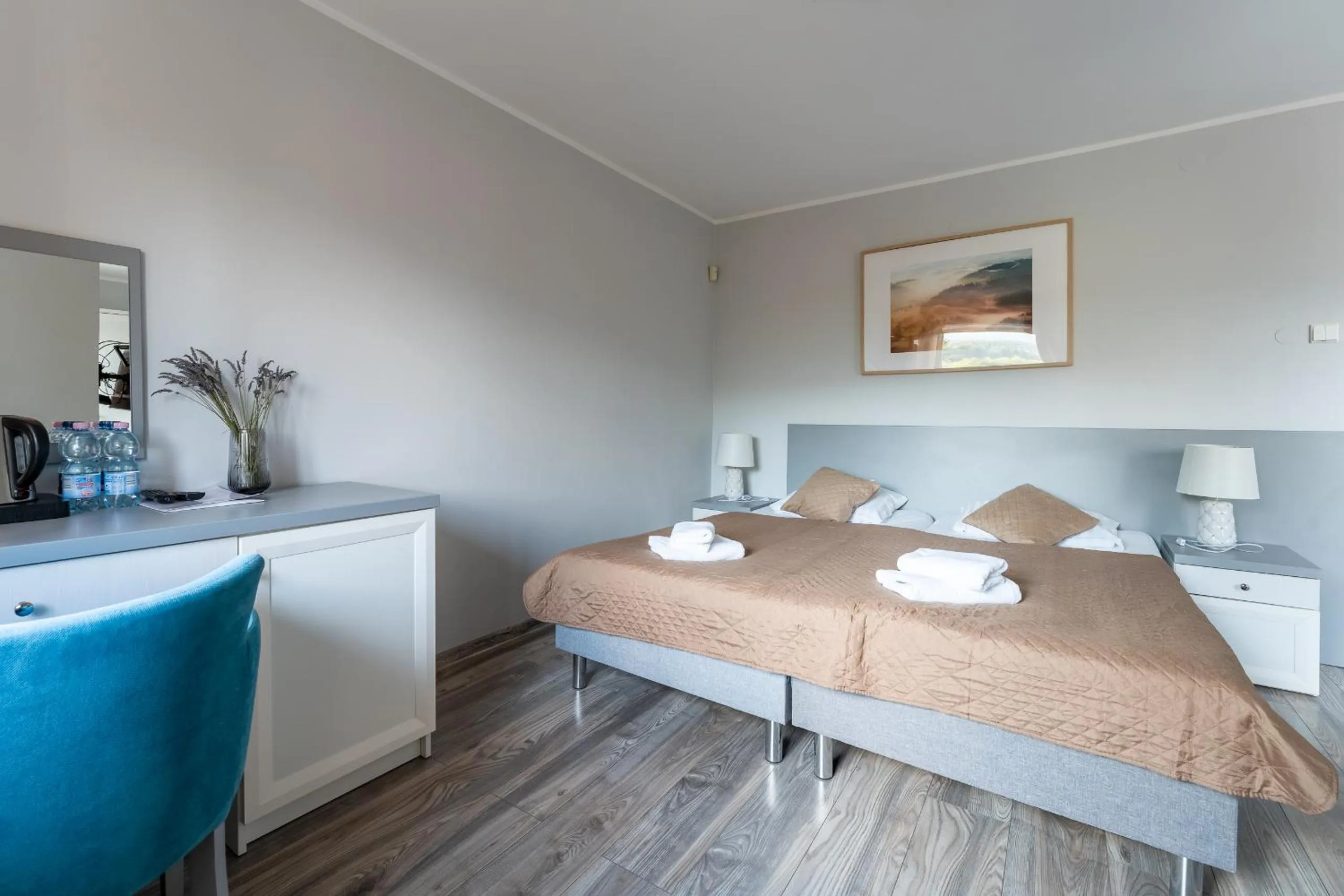 Living room, Bed in Willa Sonata - Apartamenty & Balia - Szklarska Poręba