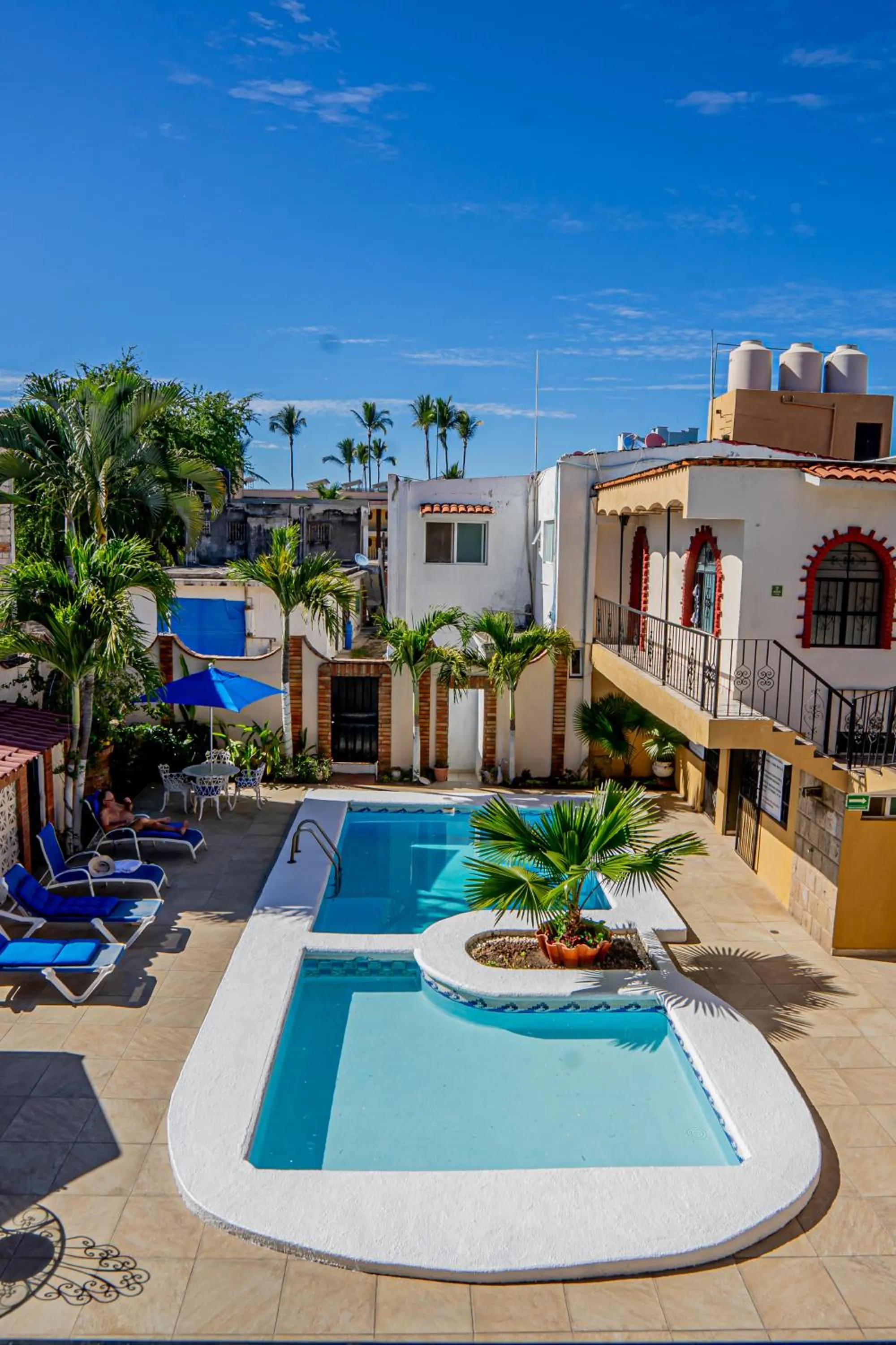 Swimming pool in Bungalows Maria Teresa
