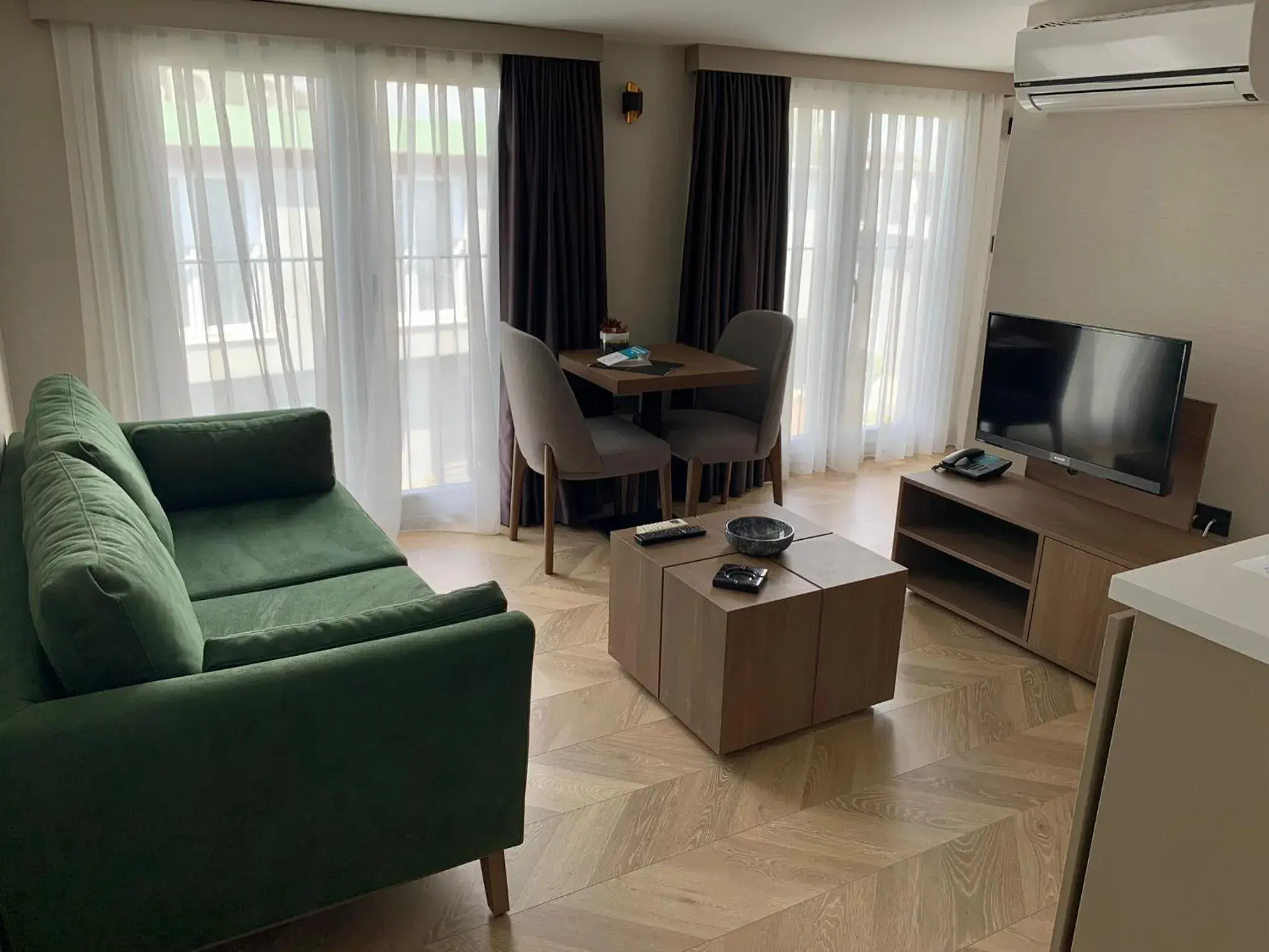 Junior Suite in Istanbul Park Hotel Junior Suite in Istanbul Park Hotel