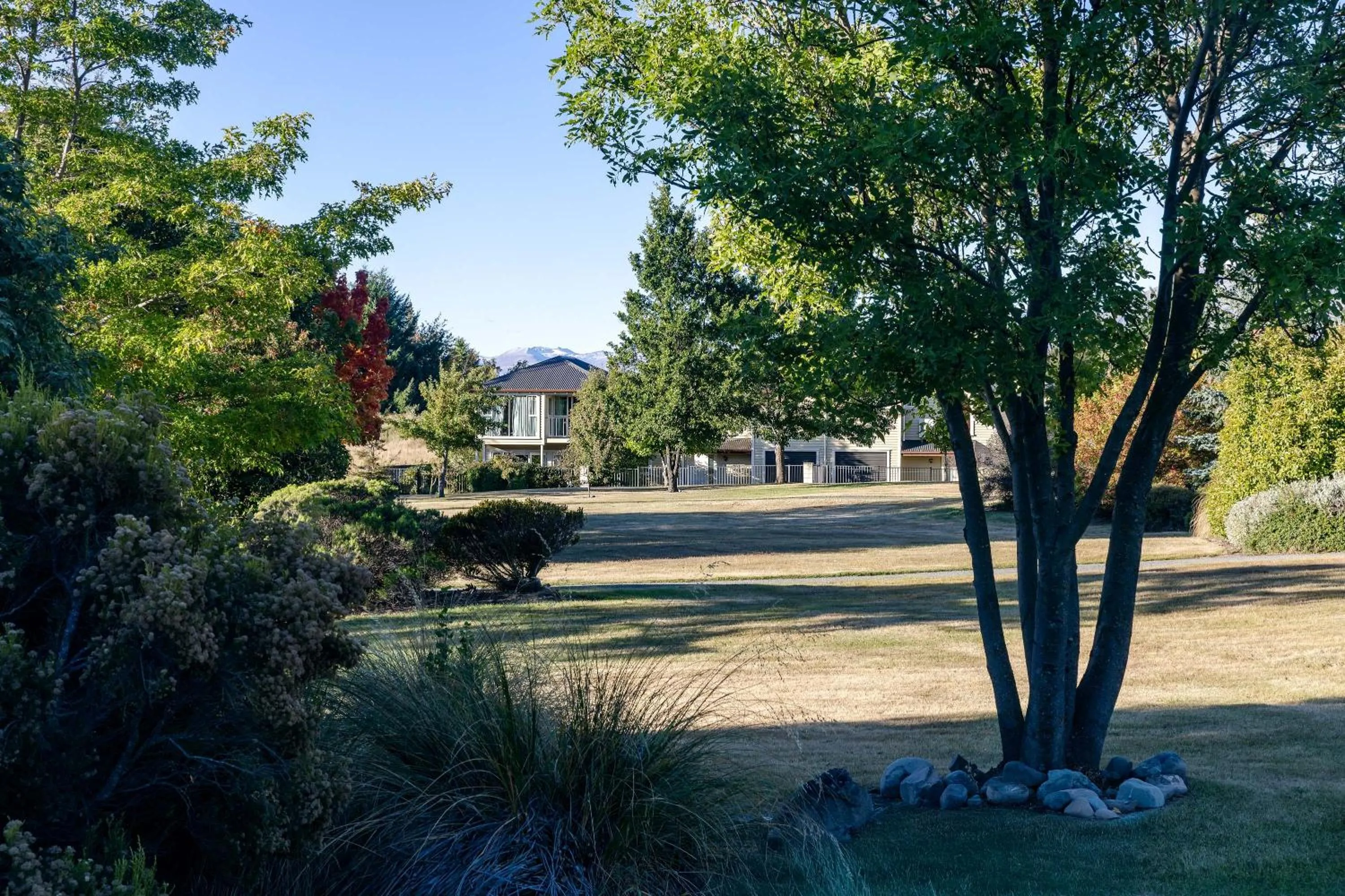 Garden in Mantra Lake Tekapo