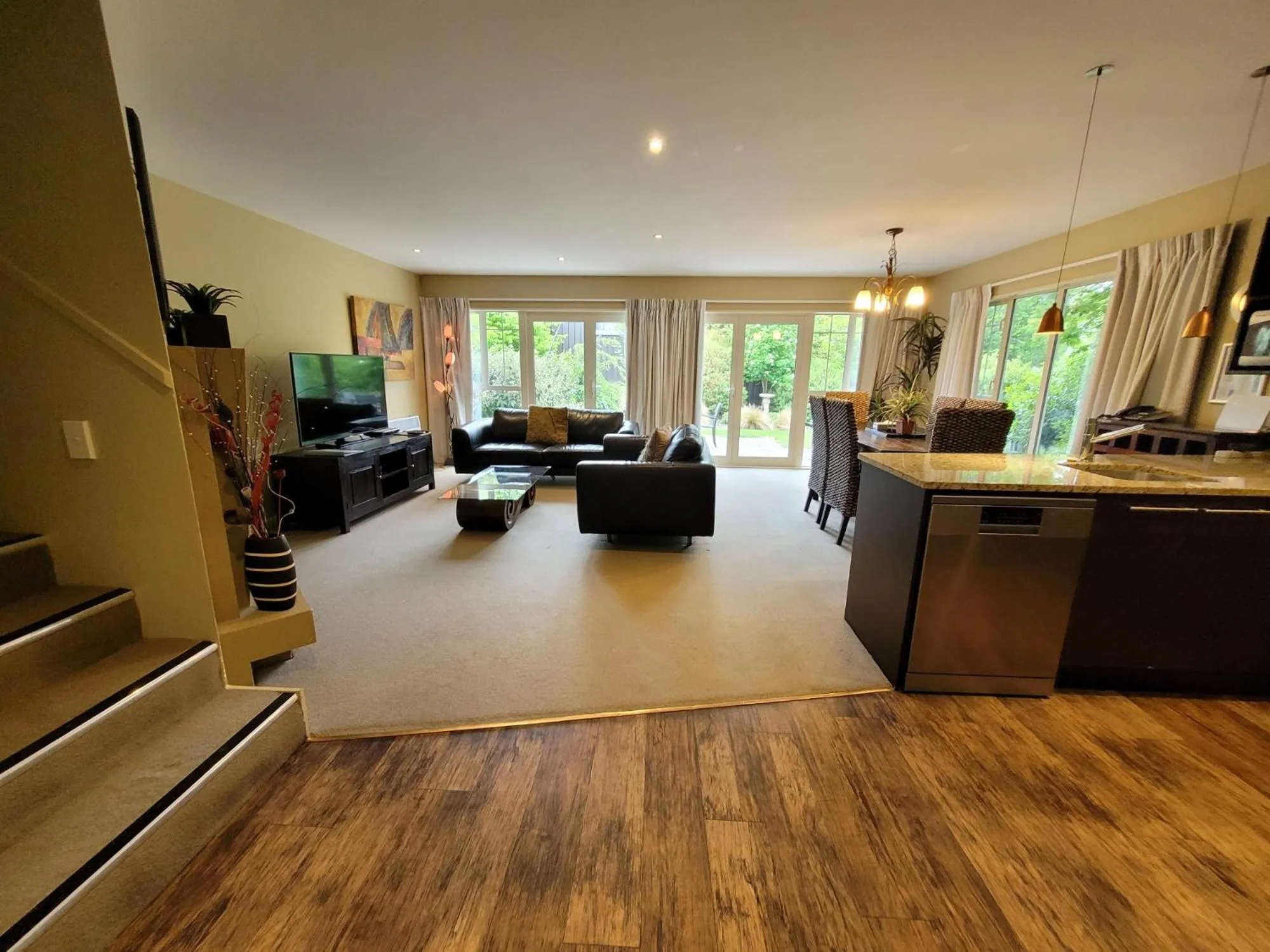 TV and multimedia in Mantra Lake Tekapo