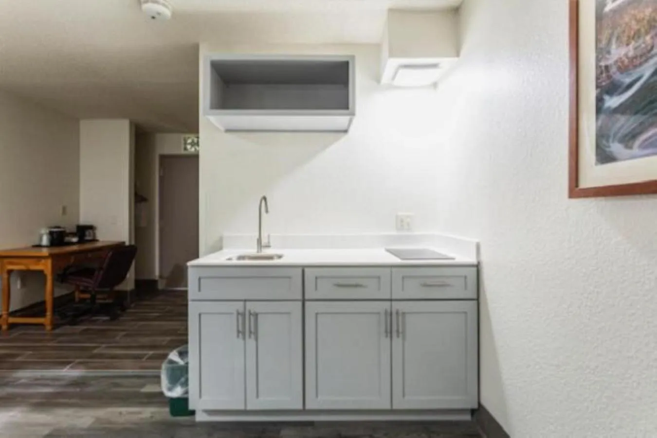 Coffee/tea facilities in Lancaster Inn & Suites