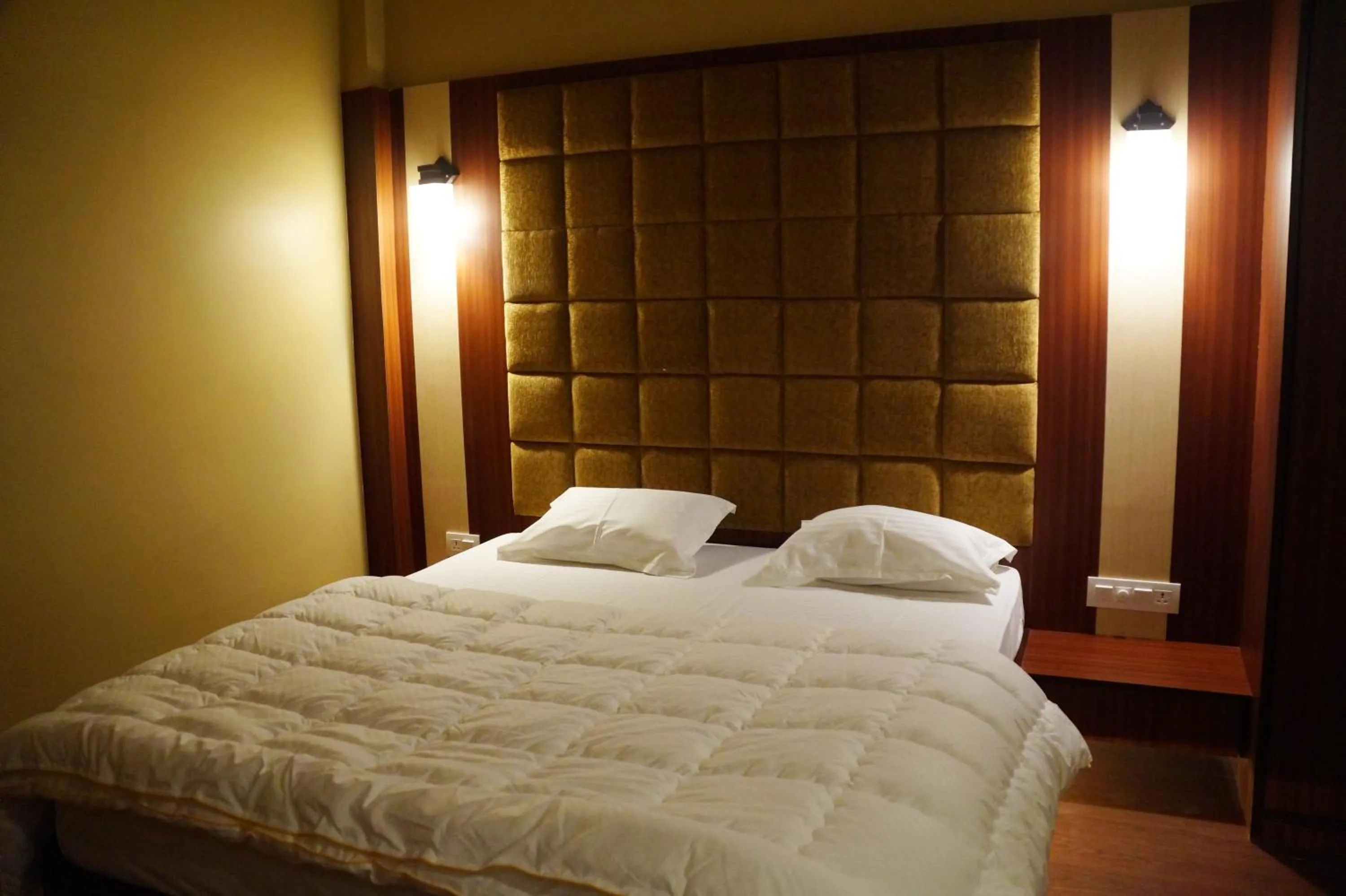 Bed in Backpackers Park Varanasi