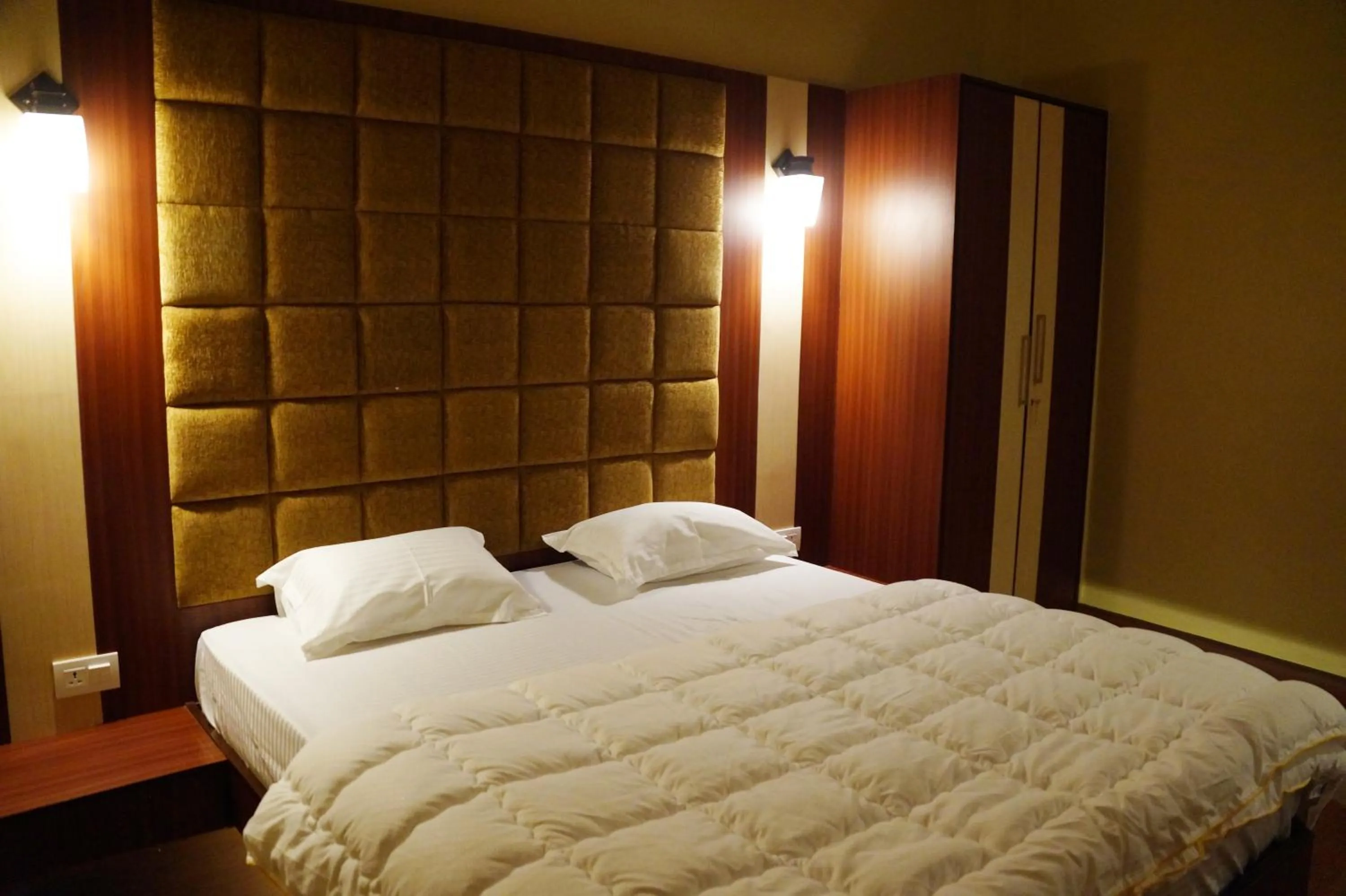 Bed in Backpackers Park Varanasi