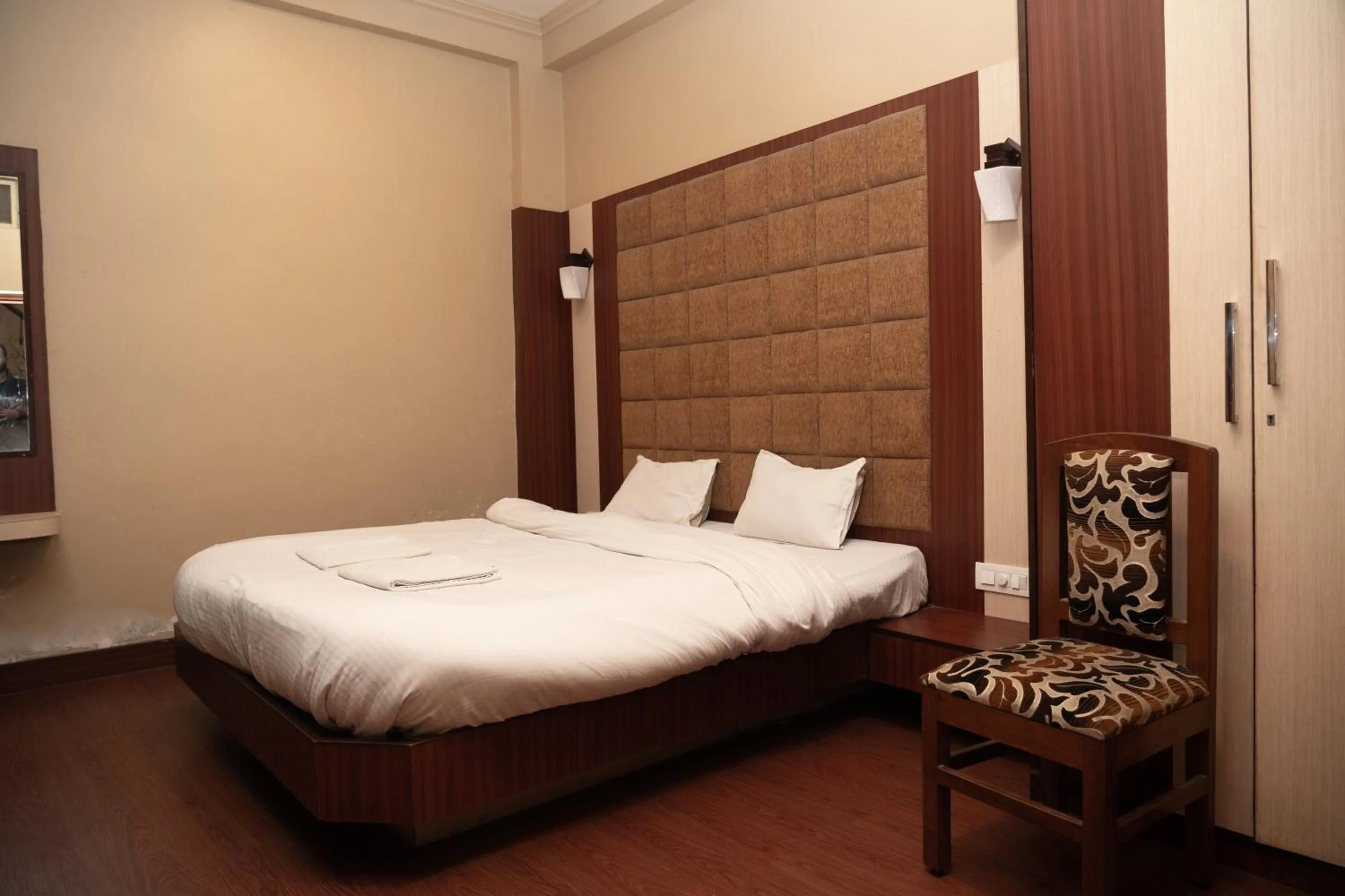 Bed in Backpackers Park Varanasi