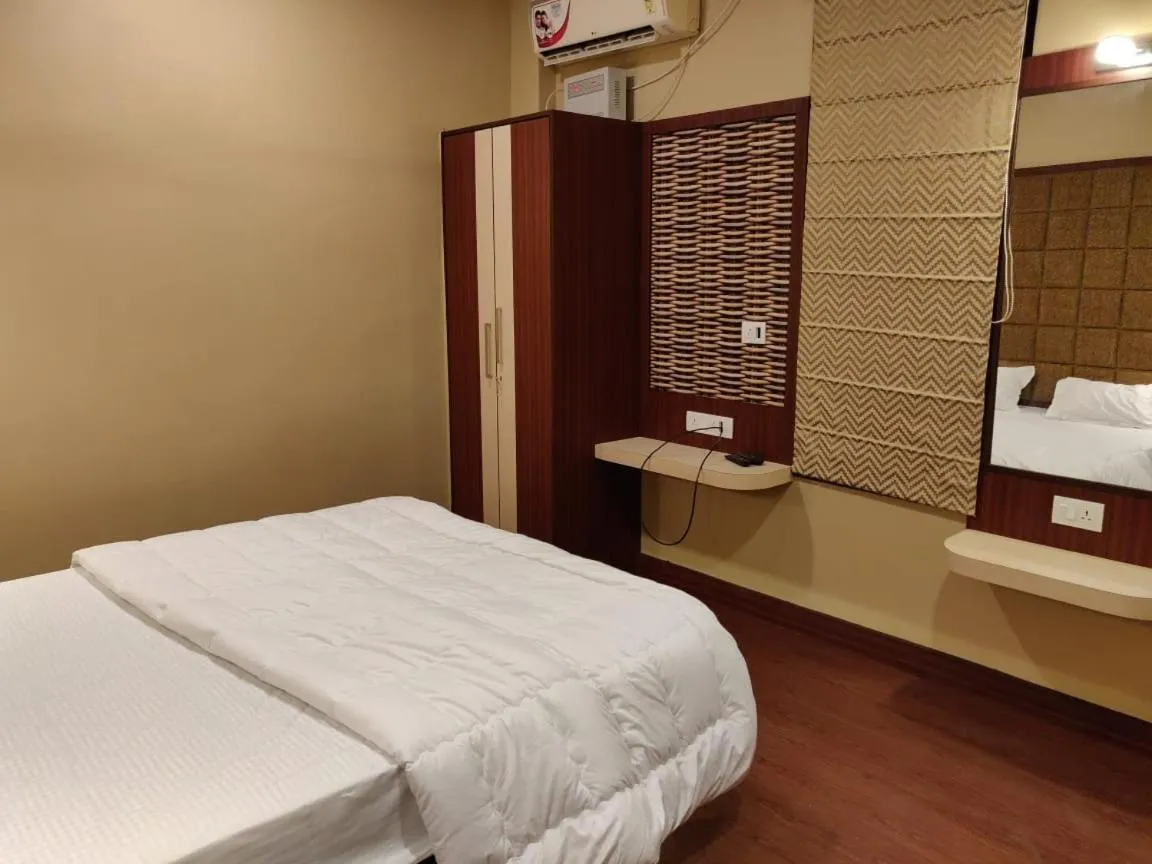 Bed in Backpackers Park Varanasi