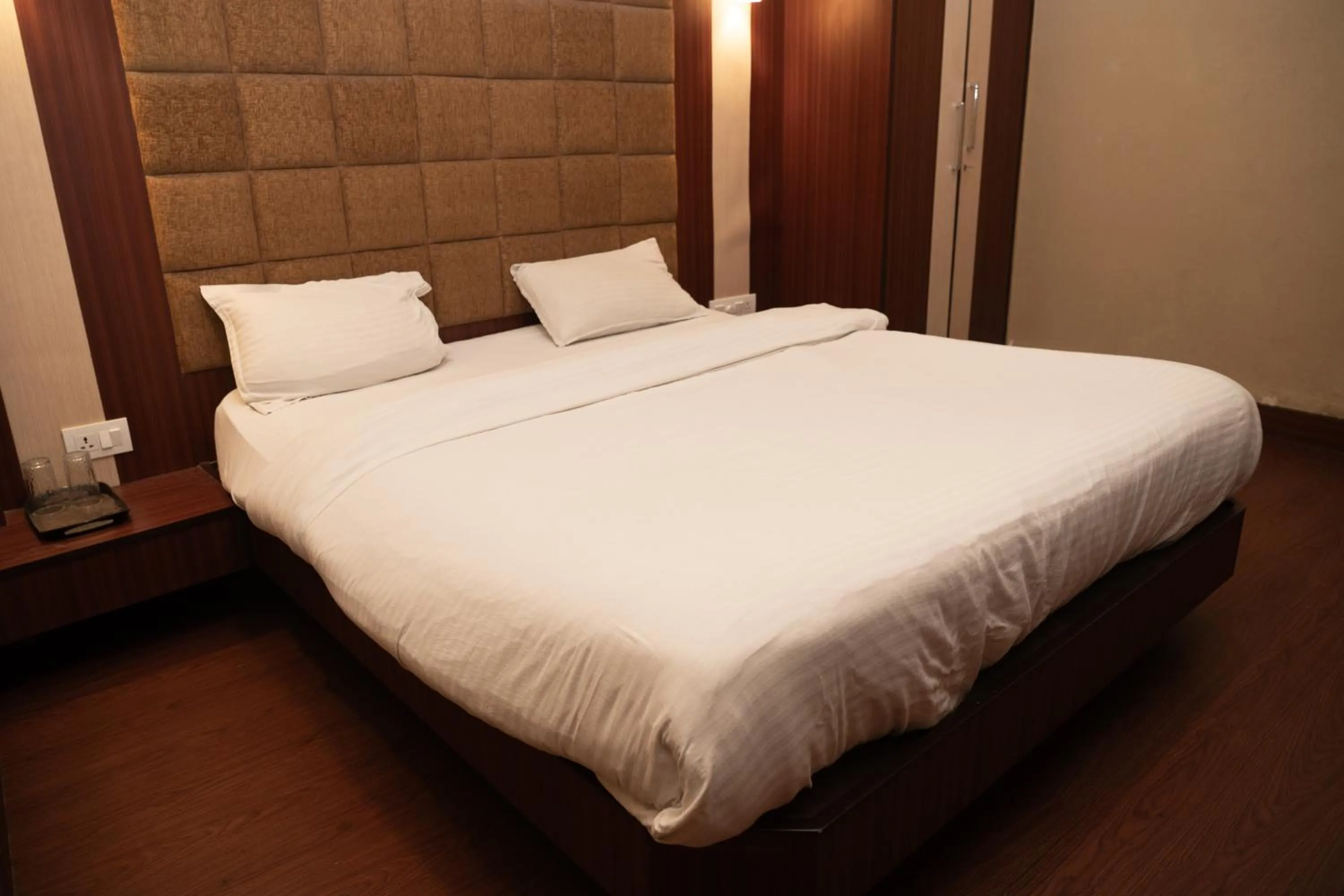 Bed in Backpackers Park Varanasi