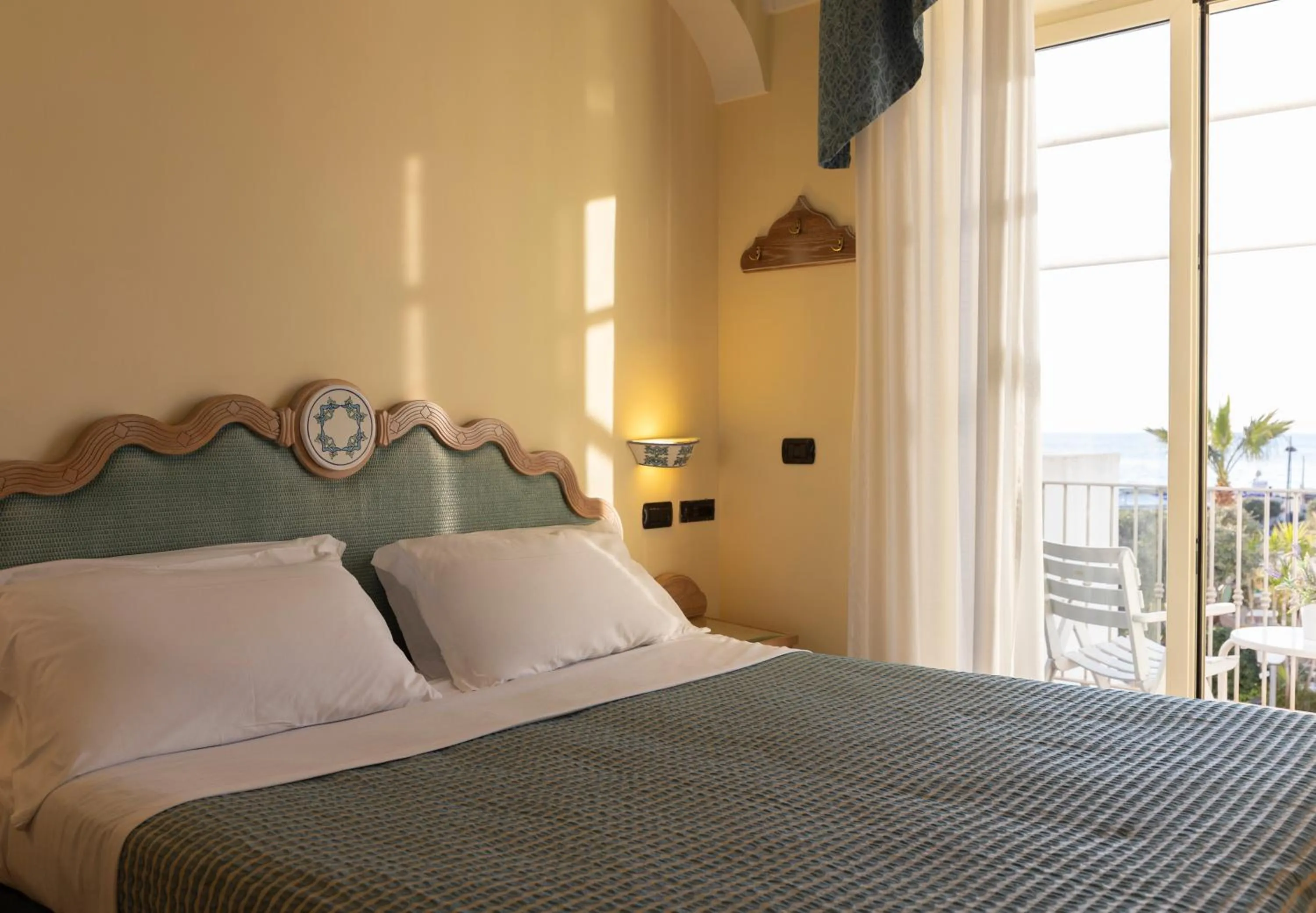 Bed in Hotel Punta Imperatore