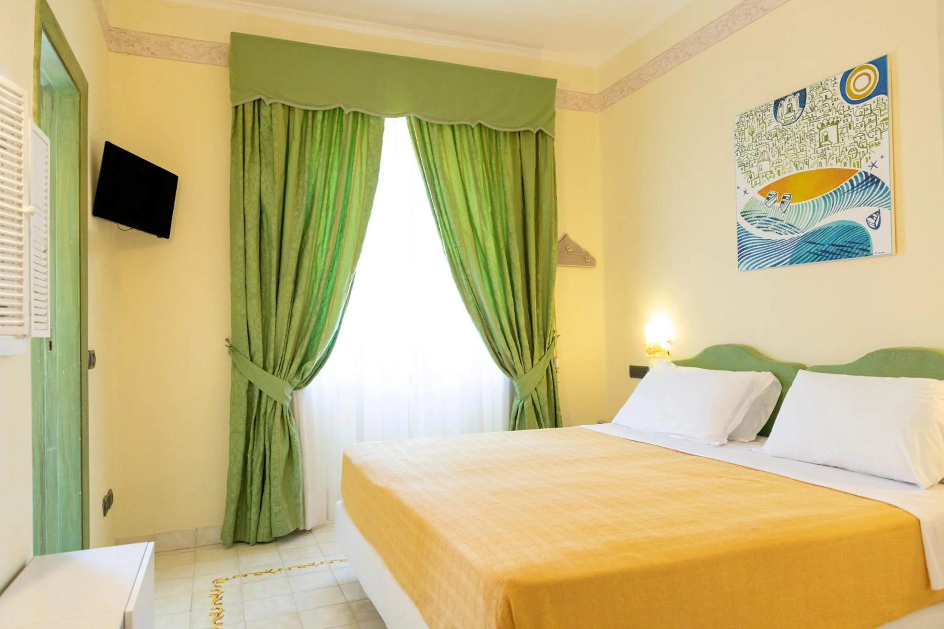 Bed in Hotel Punta Imperatore