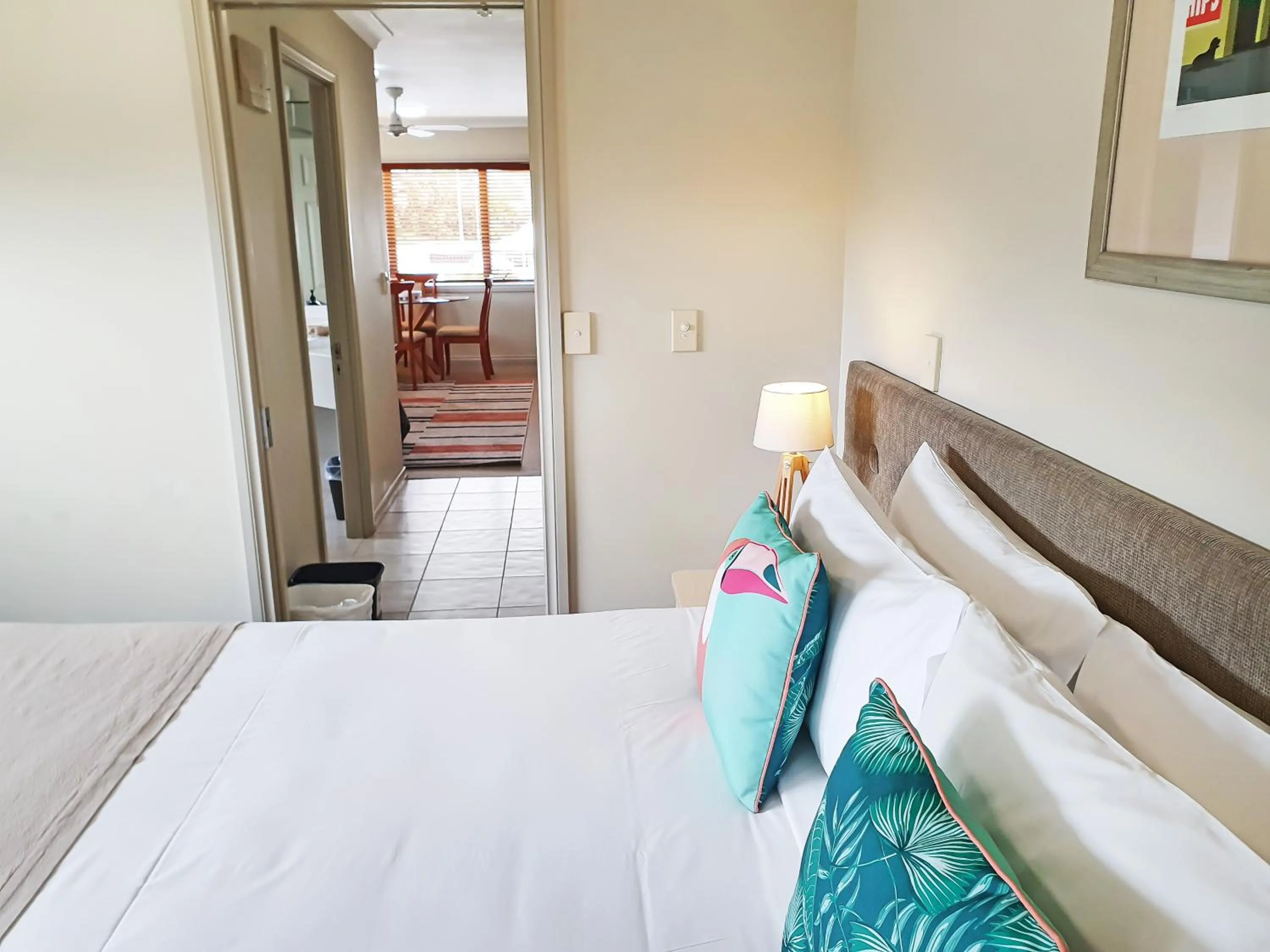 Bed in Whangaparaoa Lodge