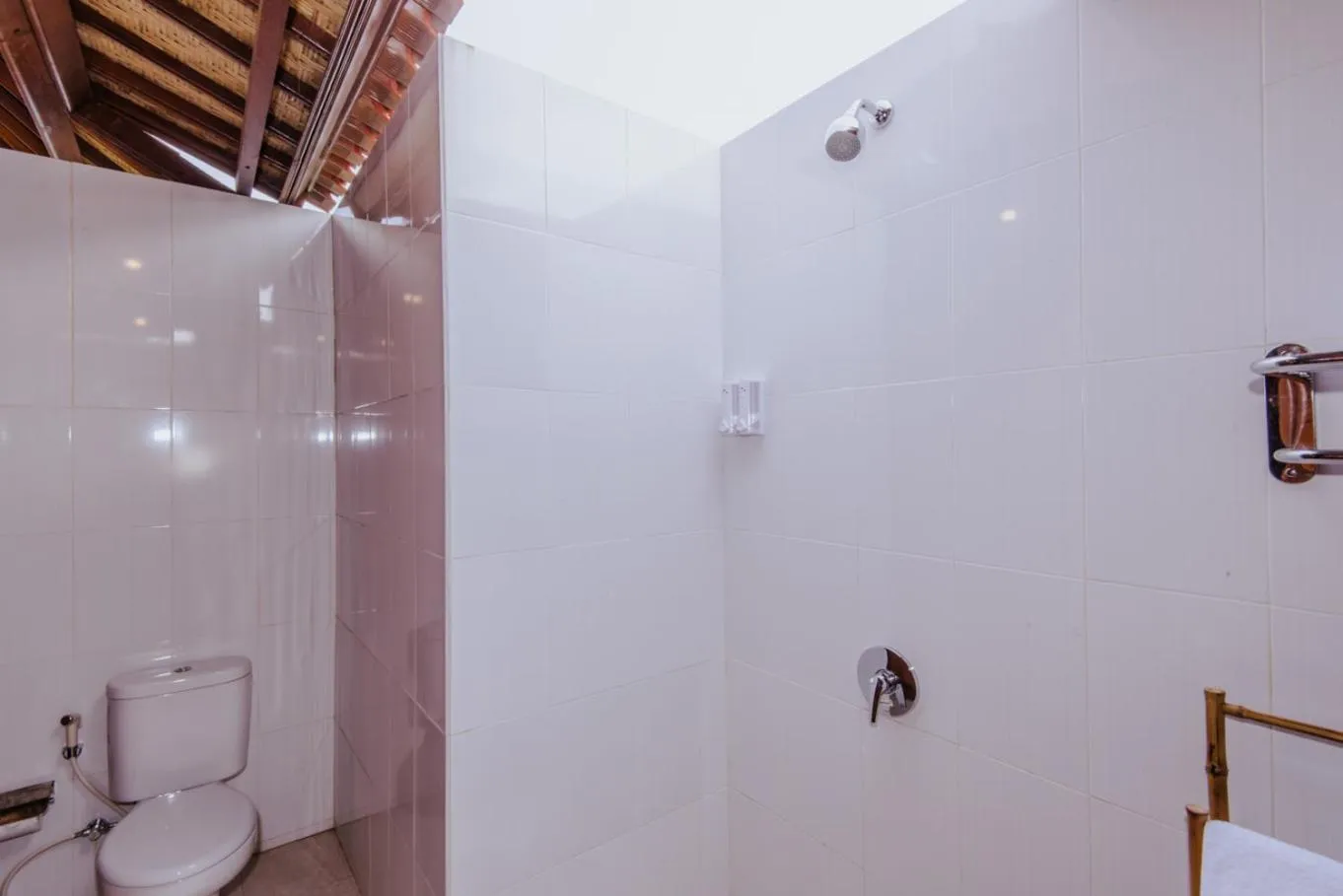 Bathroom in Lembongan Small Heaven Bungalow