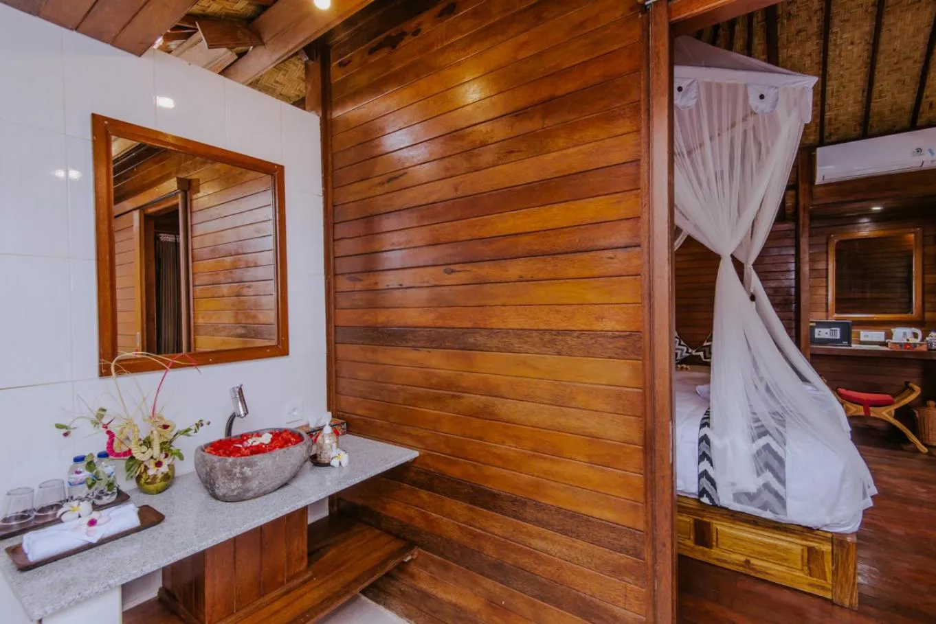 Bathroom in Lembongan Small Heaven Bungalow