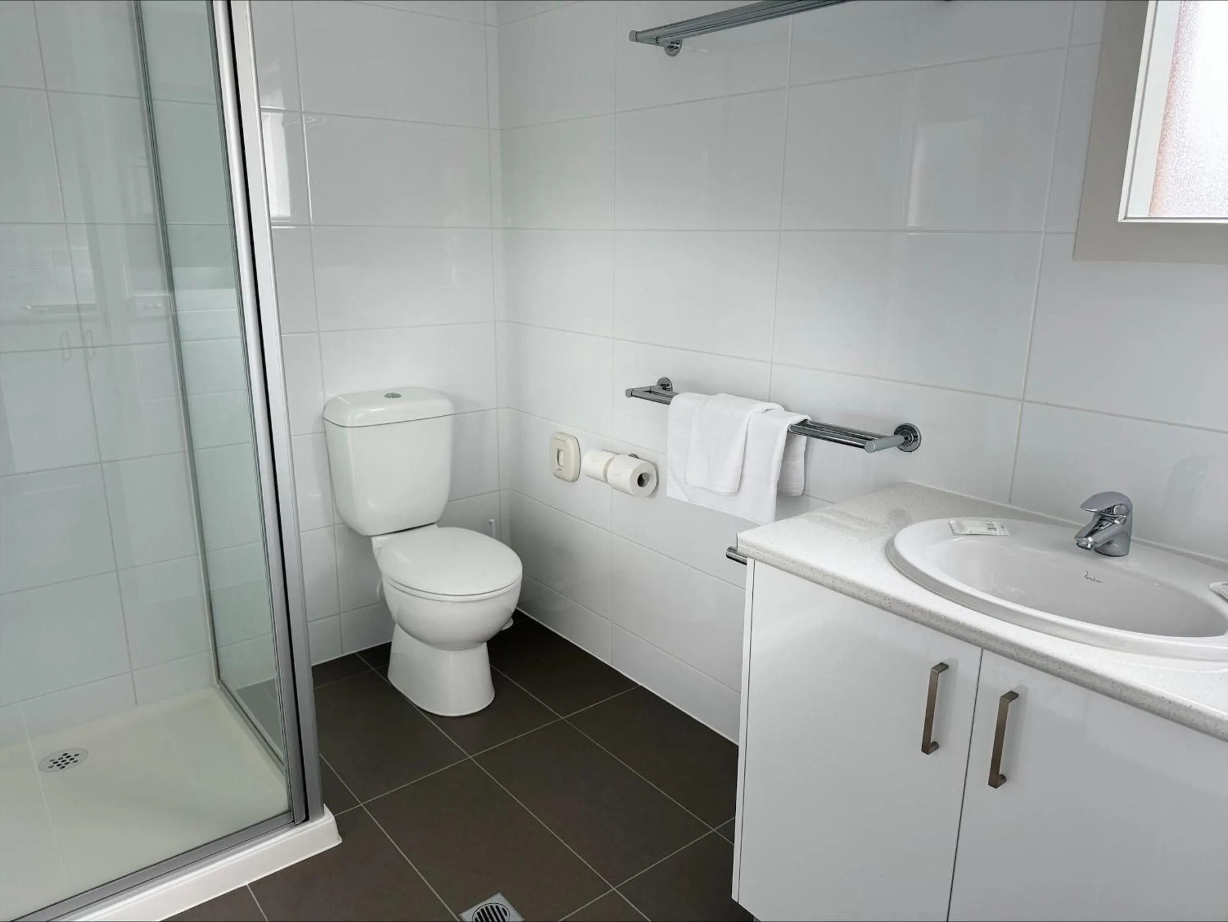 Bathroom in Kaloha Holiday Resort Phillip Island