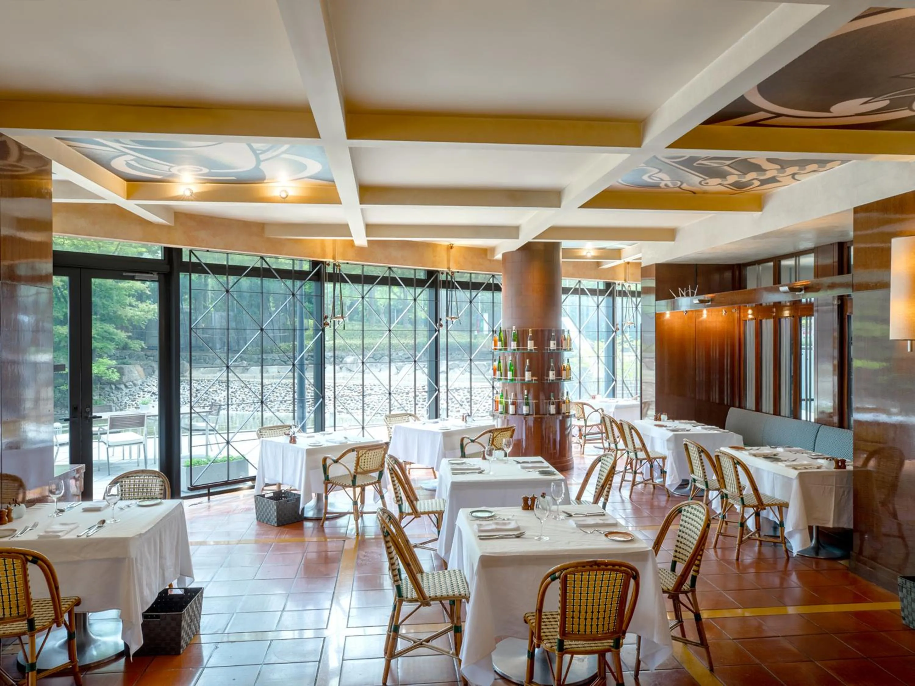 Restaurant/places to eat in Grand Prince Hotel Osaka Bay