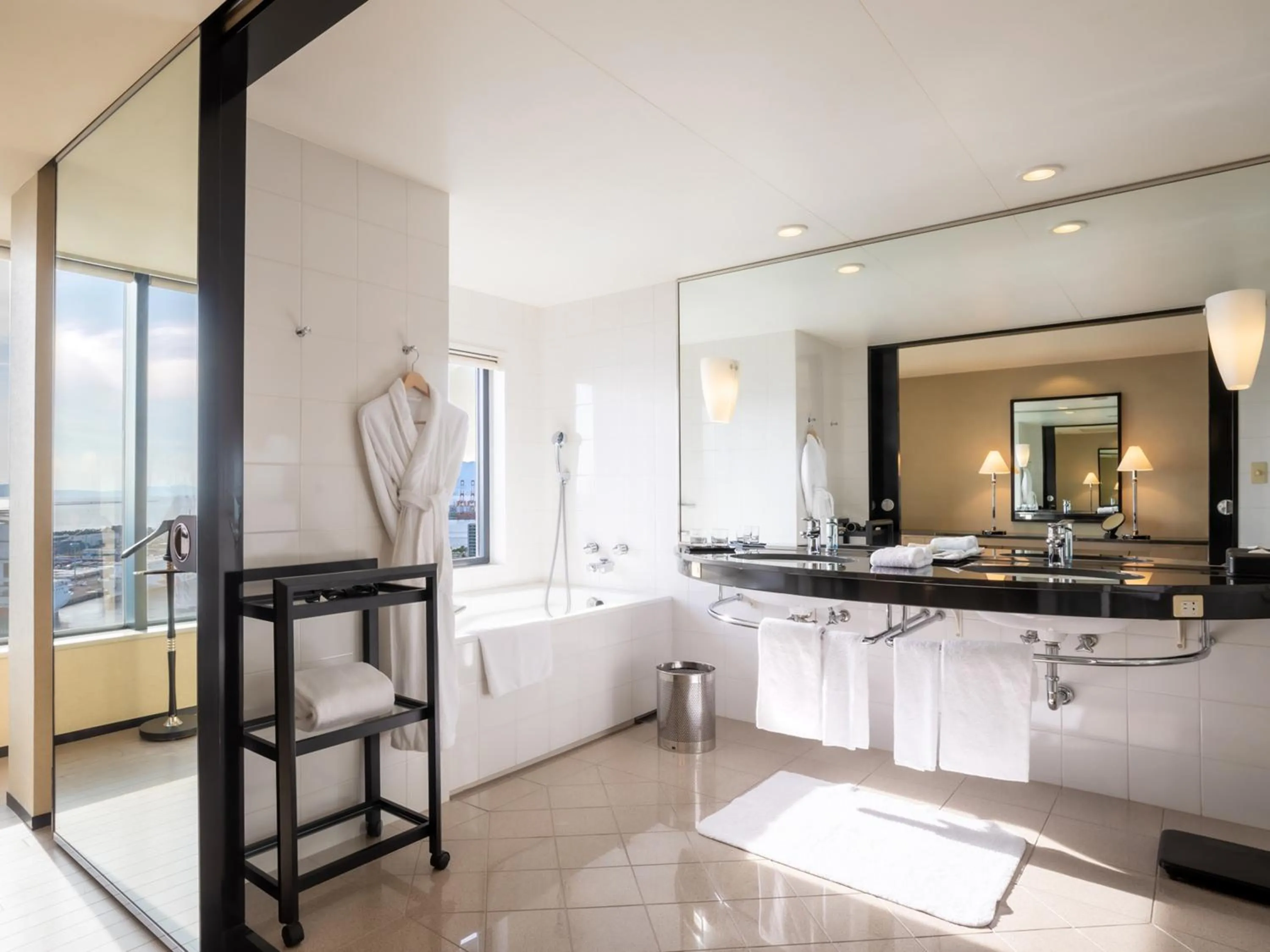 Toilet in Grand Prince Hotel Osaka Bay