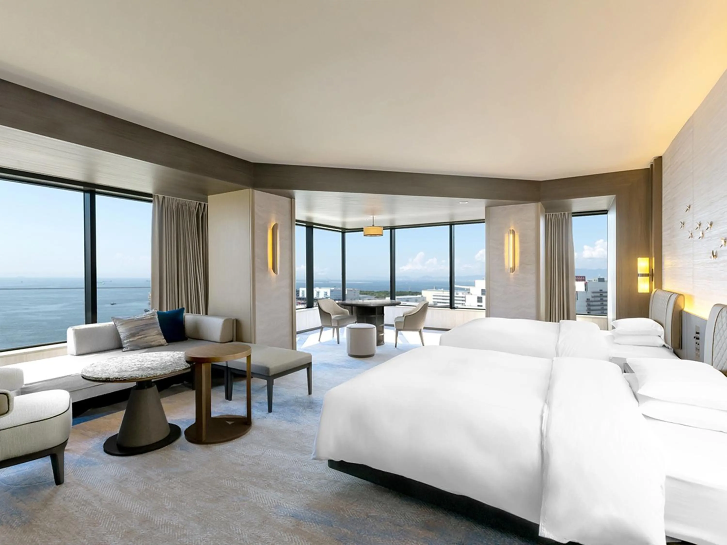 Bedroom, Bed in Grand Prince Hotel Osaka Bay