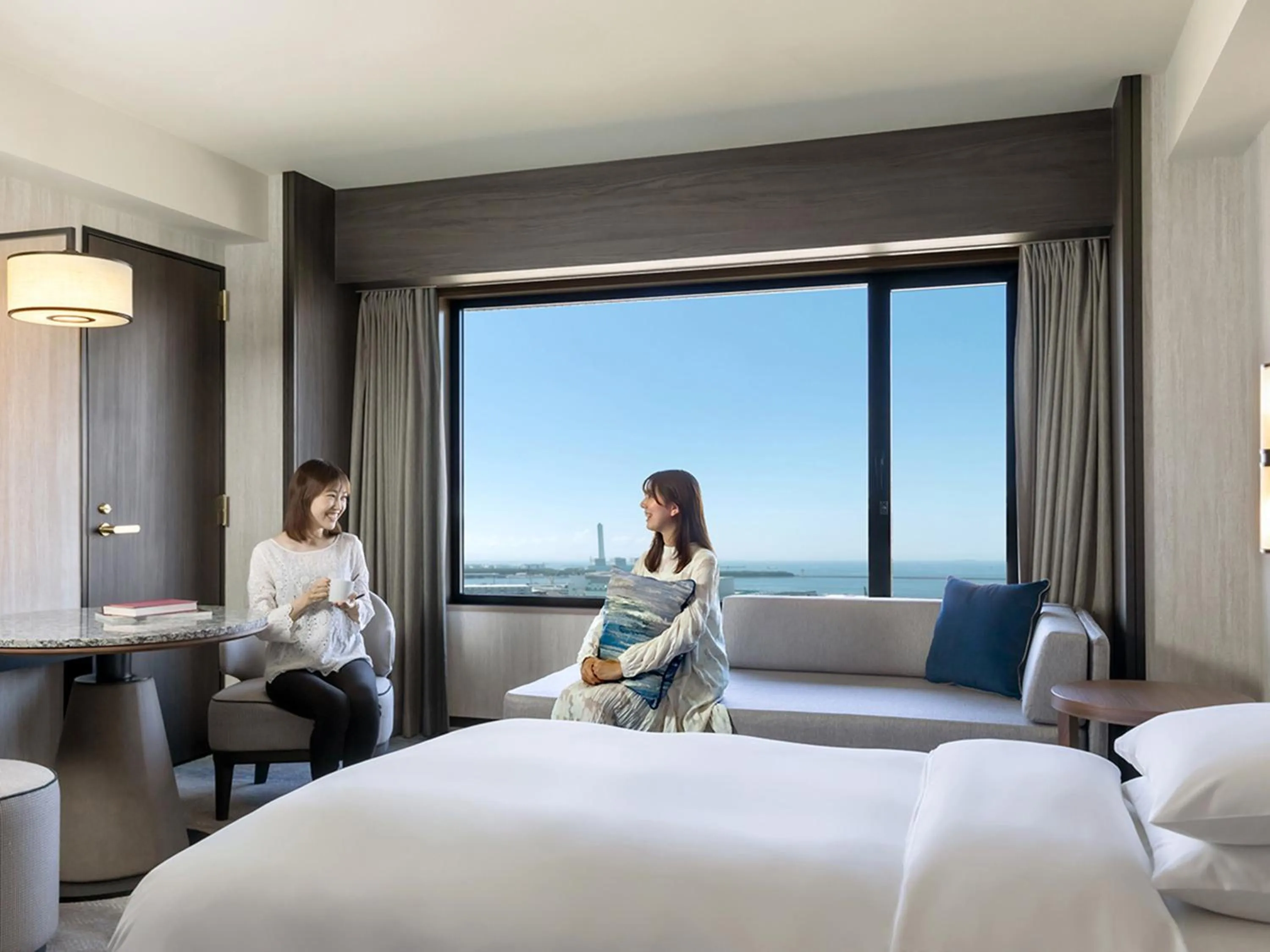 Bedroom, Bed in Grand Prince Hotel Osaka Bay