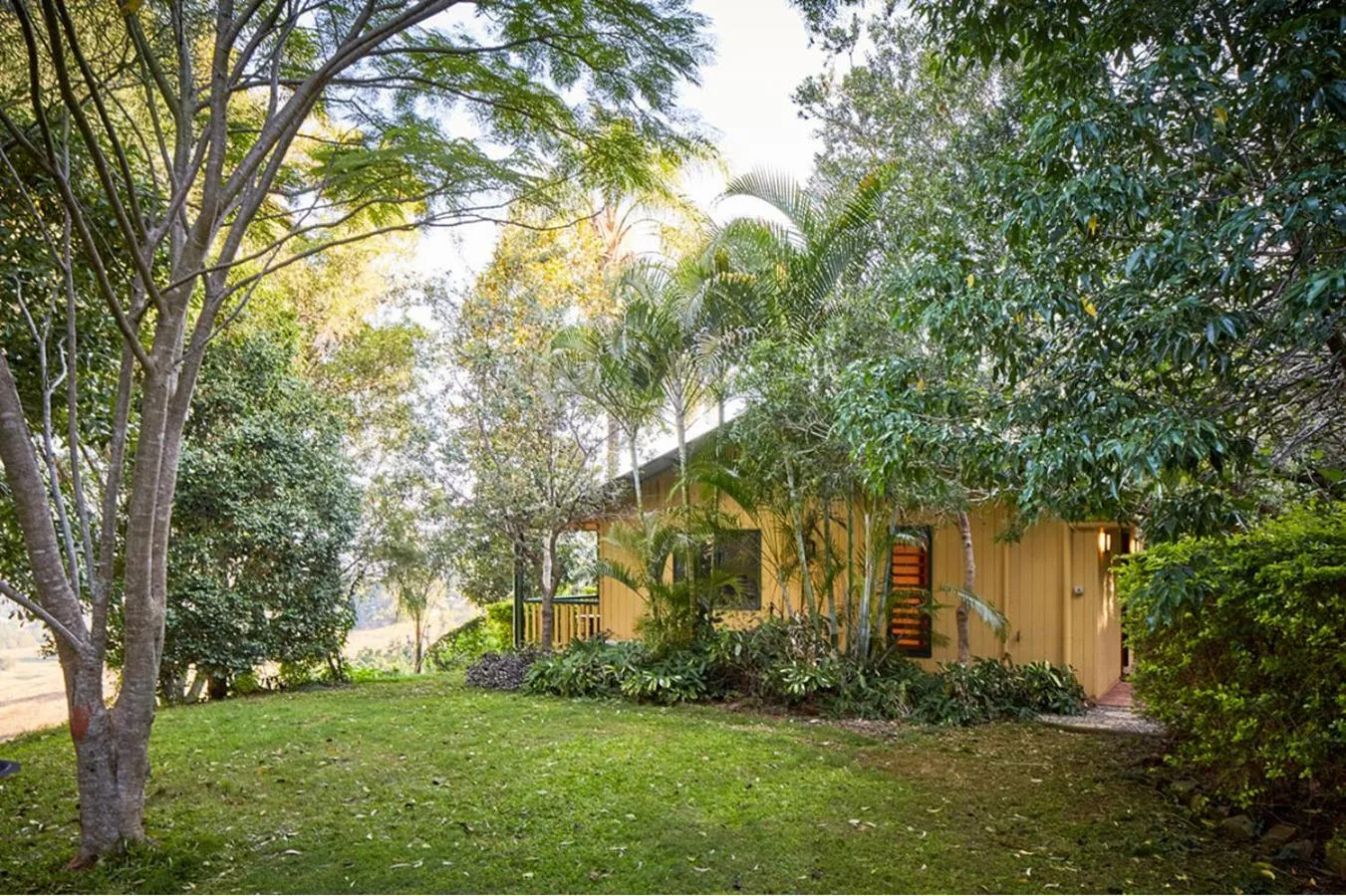 Garden in Dayboro Cottages