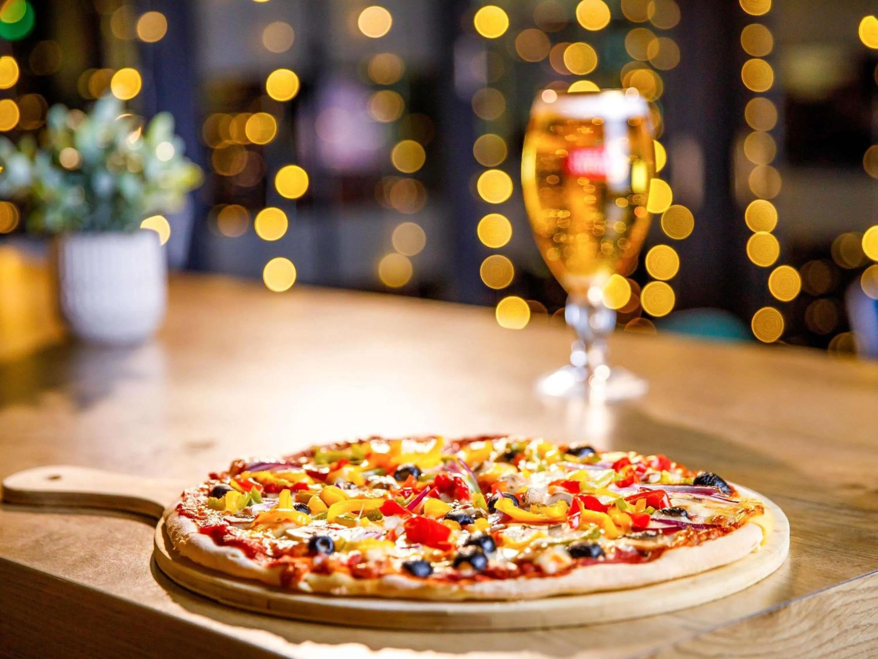 Lounge or bar in ibis Nottingham Centre